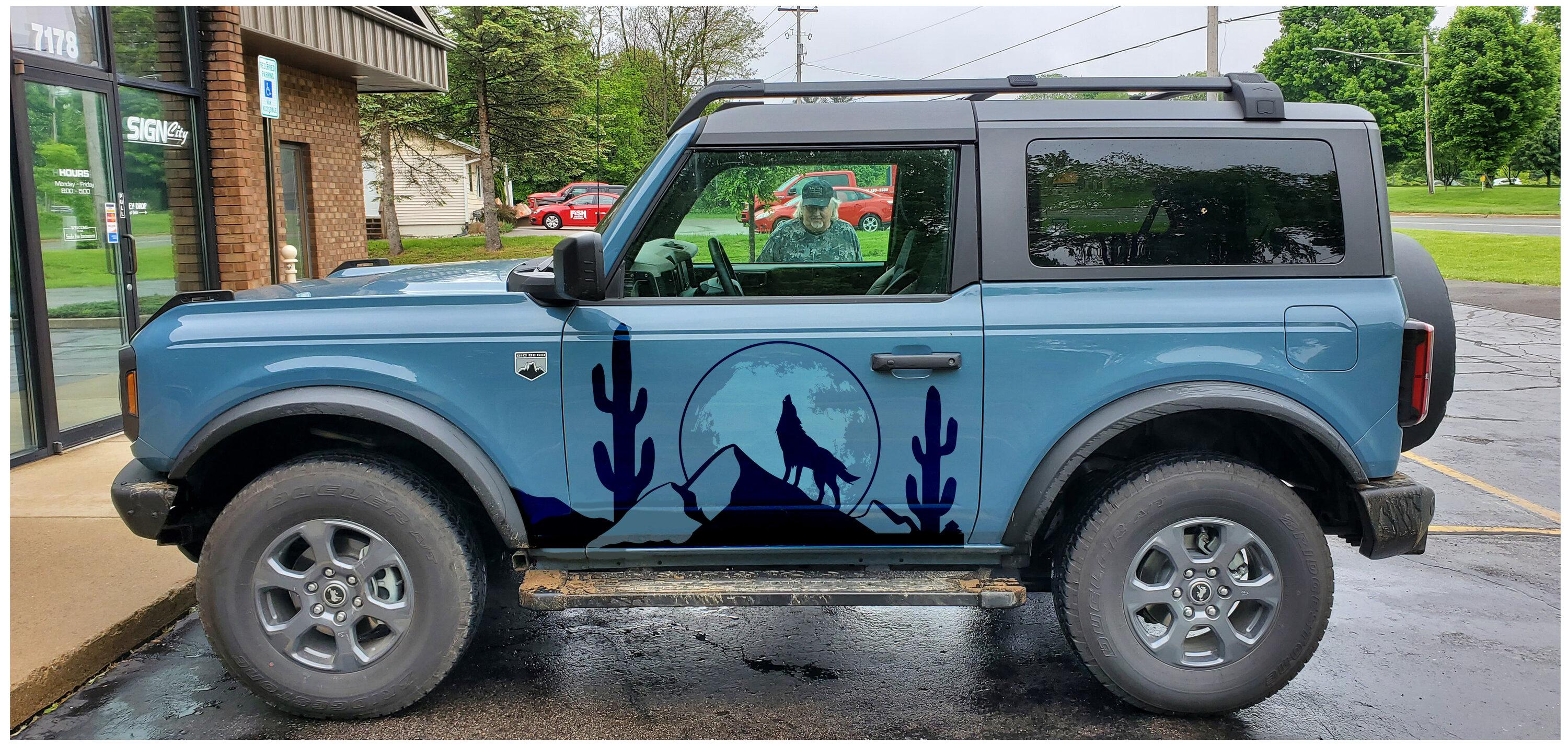 Ford Bronco Put any cool / unique vinyl decals on your Bronco?  Let's see them! Bronco Layout