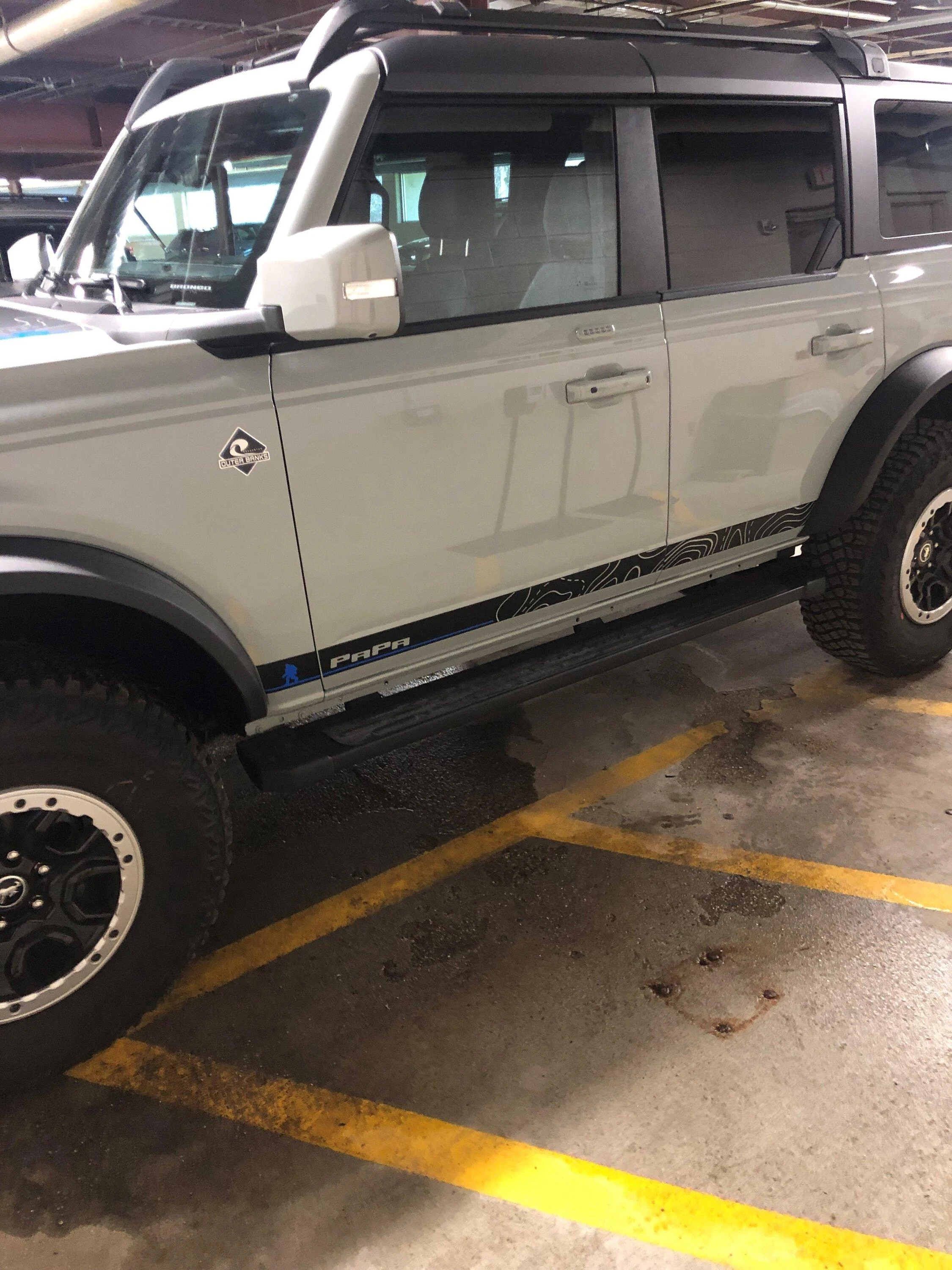 Graphic on Bronco #1.jpg
