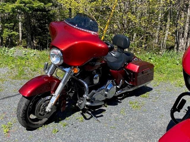 Ford Bronco Anyone Ride a Motorcycle? 2009s