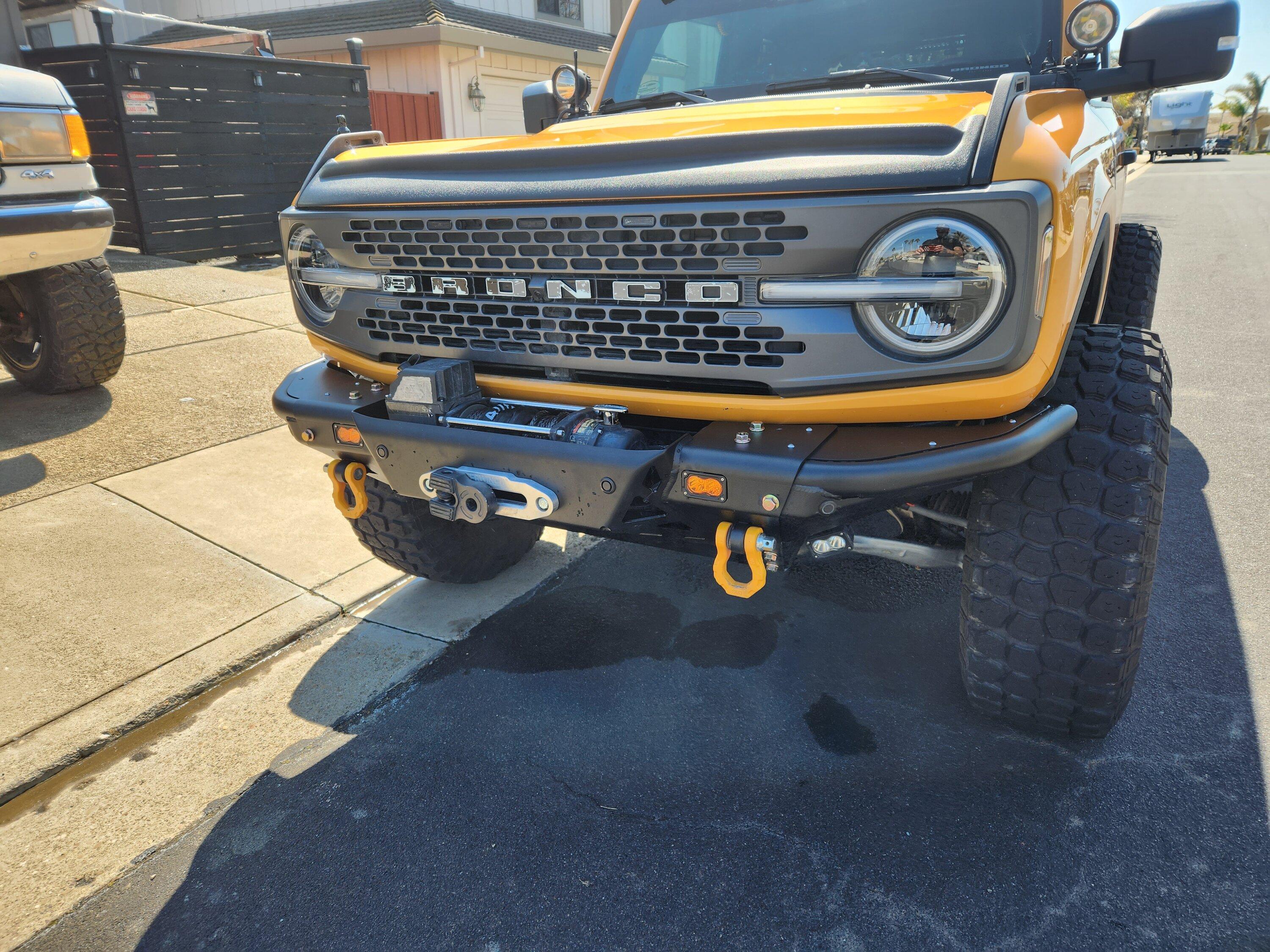 Ford Bronco Metalcloak front bumper installed 20230325_115409