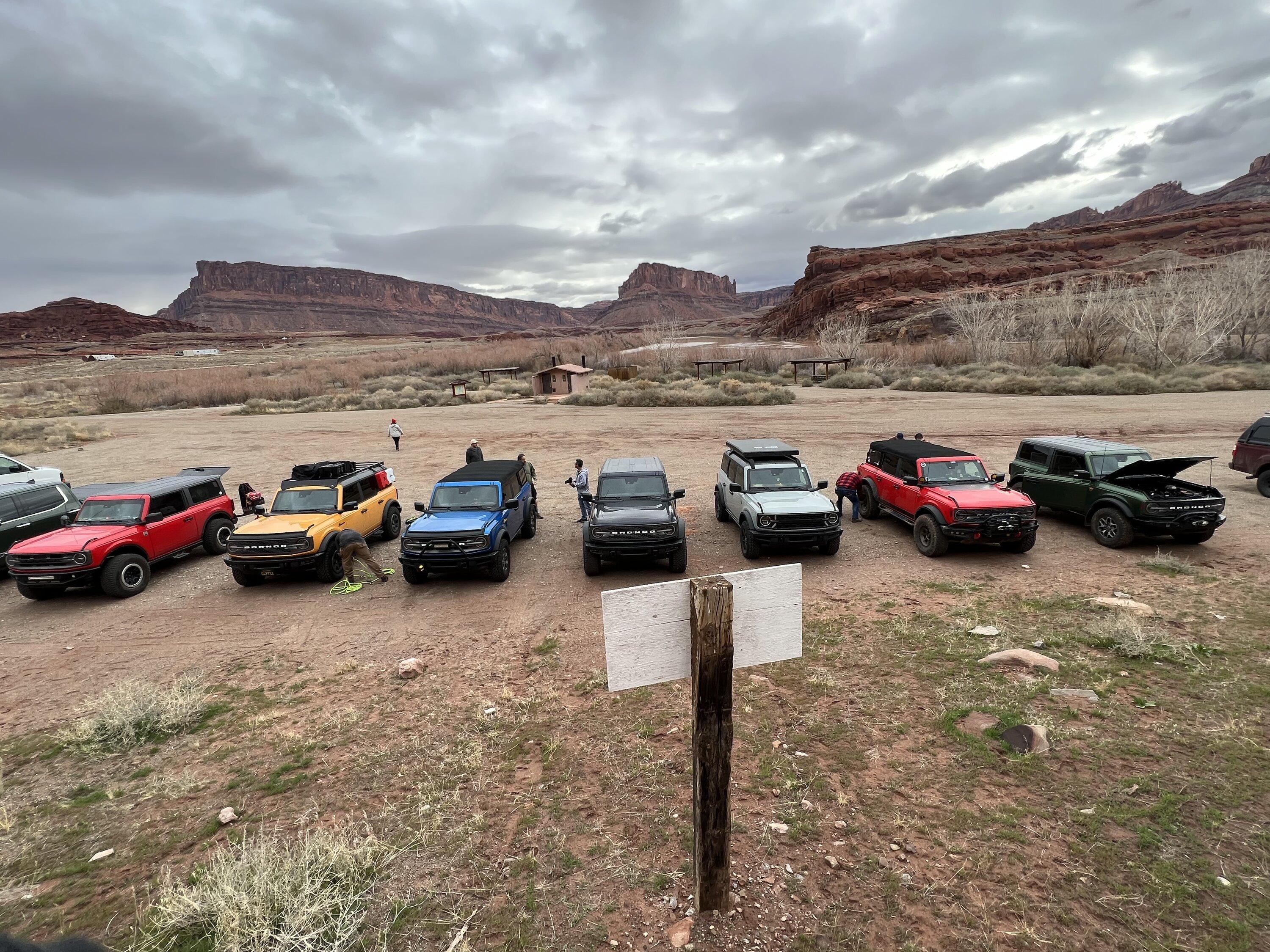 Ford Bronco Broadicustomworks (and B6G friends) venture to Moab BC006BC6-0039-42B7-9E0E-37AC4981632E