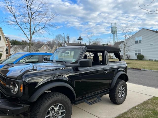 Ford Bronco Taking top and doors off solo 788BB10A-778D-4554-A5CA-8290F56E855F