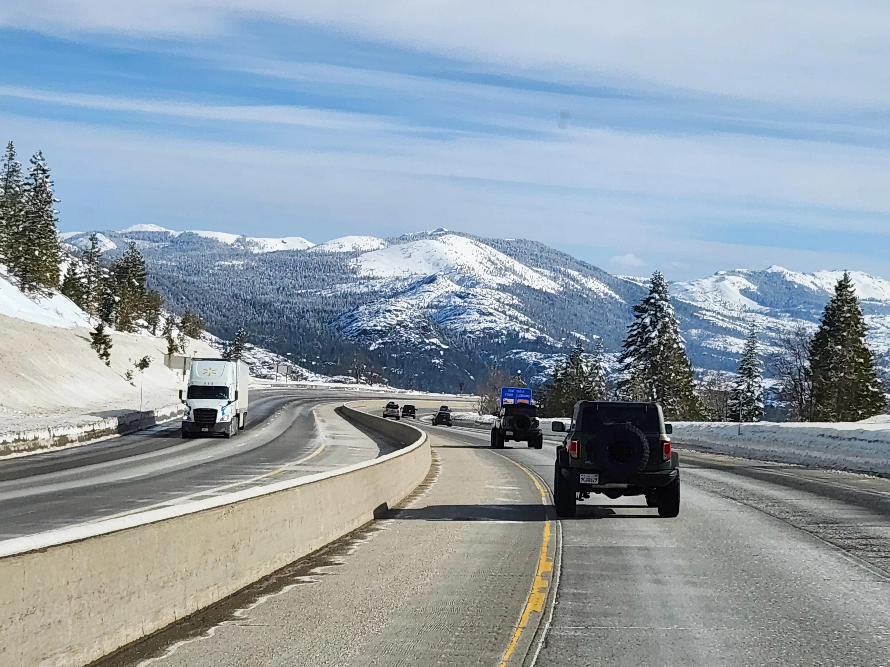 Ford Bronco Bucking Broncos Bust'in Loose in Snow Eagle Lake, Fordyce Trails 20230325_095103