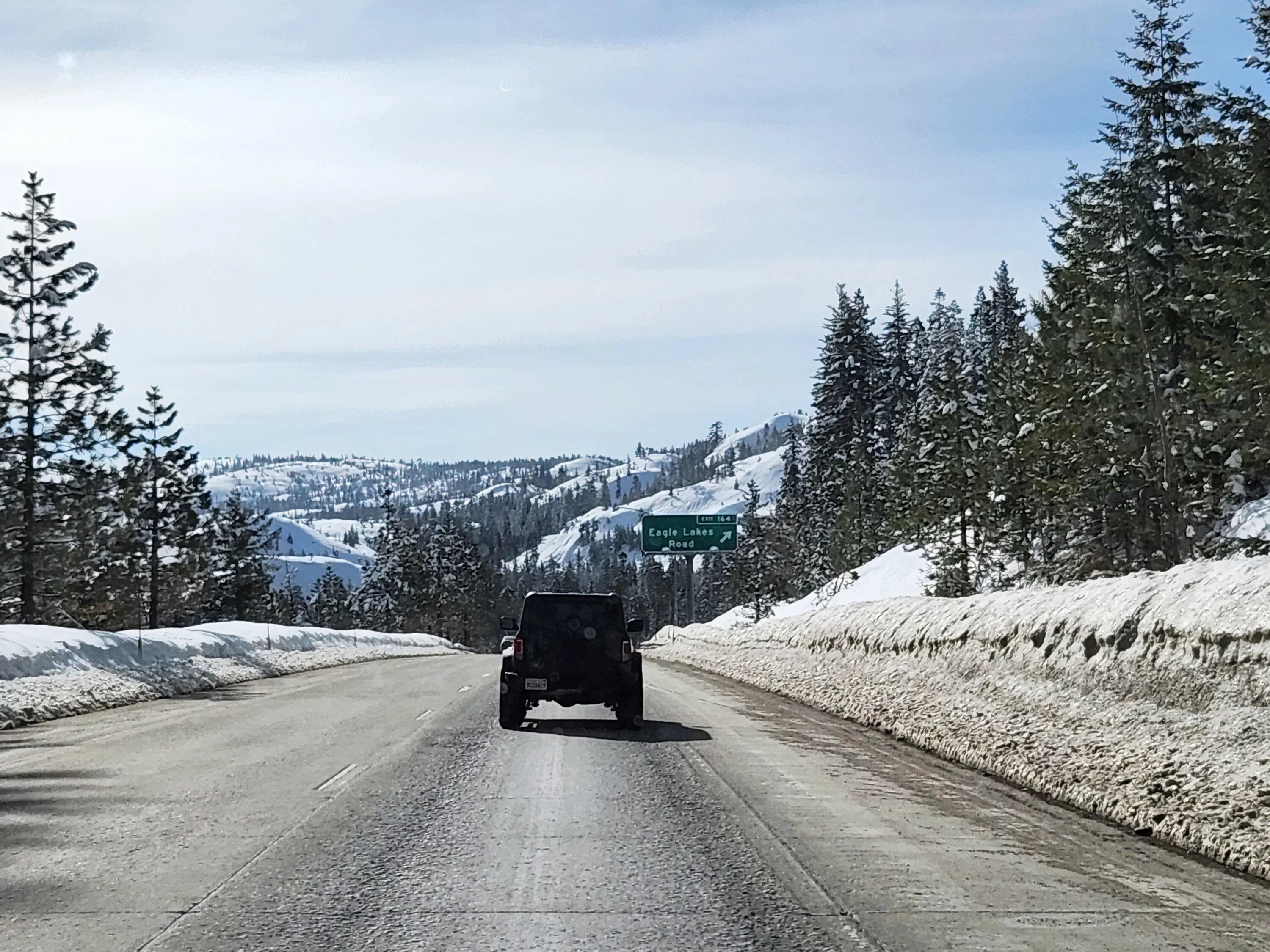 Ford Bronco Bucking Broncos Bust'in Loose in Snow Eagle Lake, Fordyce Trails 20230325_095652