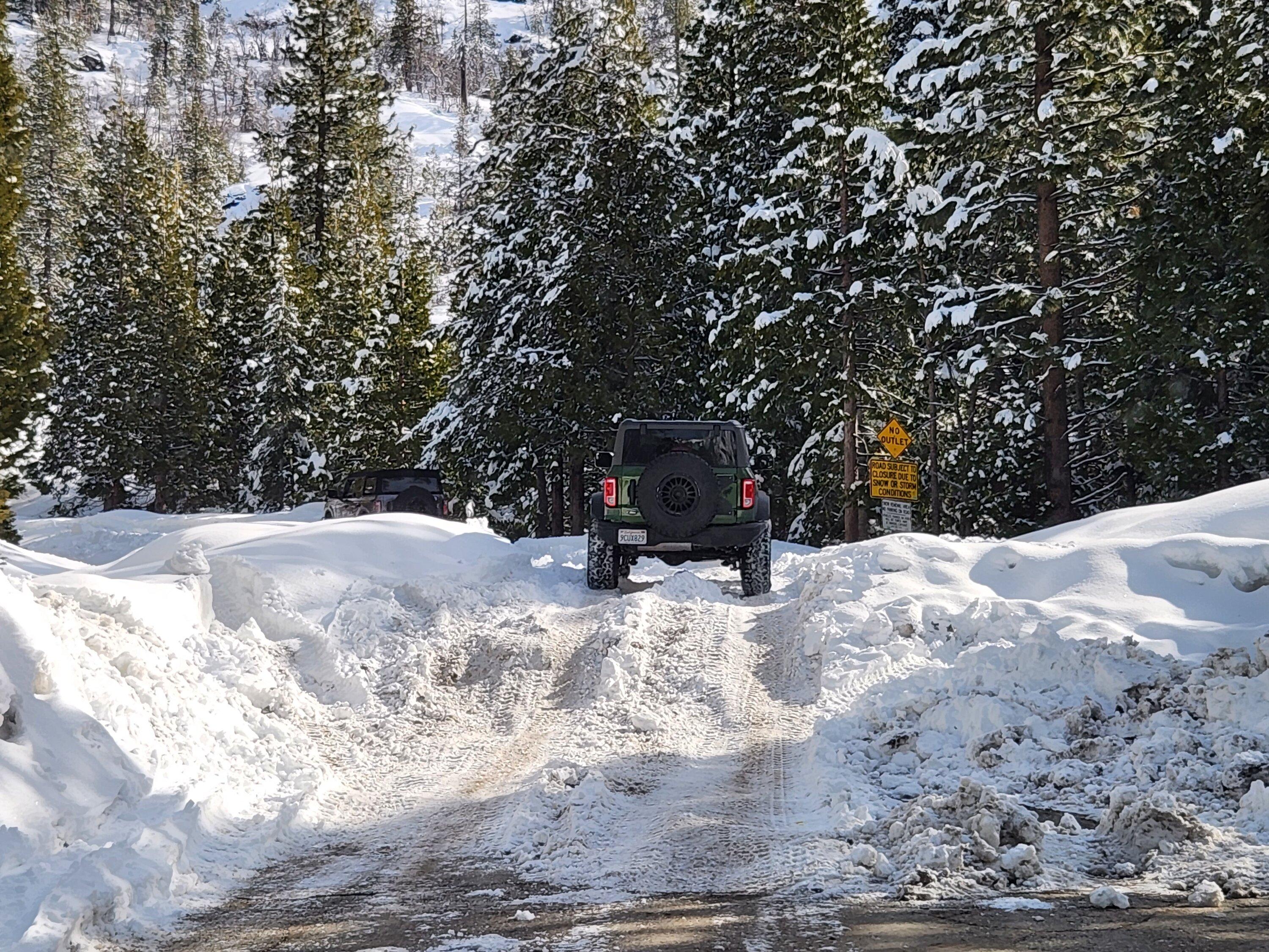 Ford Bronco Bucking Broncos Bust'in Loose in Snow Eagle Lake, Fordyce Trails 20230325_095912