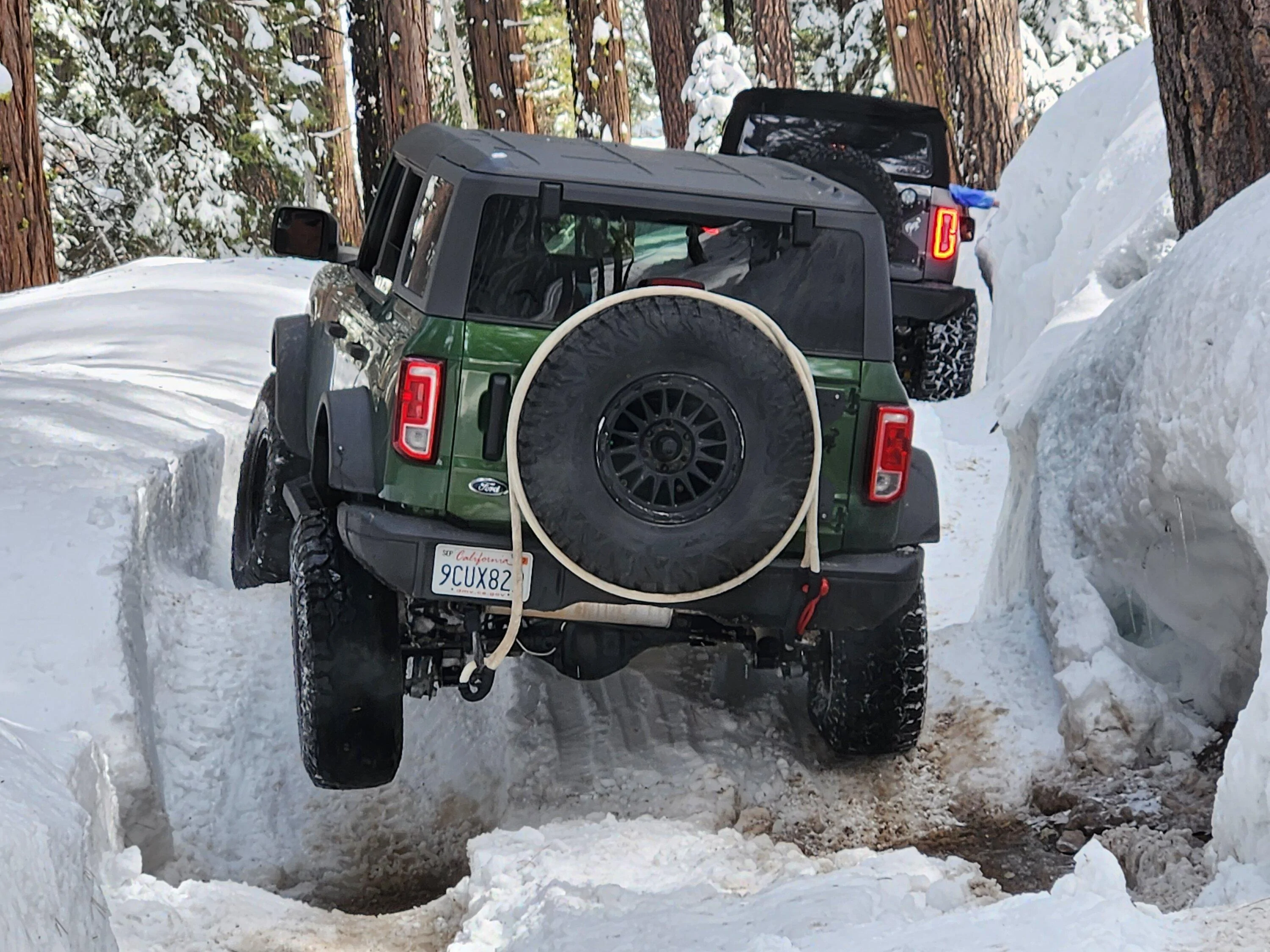 Ford Bronco Bucking Broncos Bust'in Loose in Snow Eagle Lake, Fordyce Trails 20230325_112406