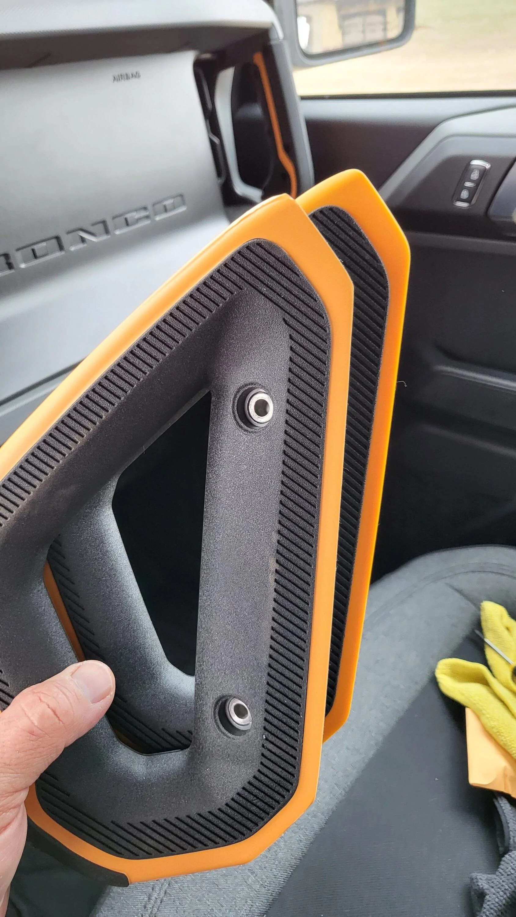 Ford Bronco Gray-orange grab handle set 20230322_154059