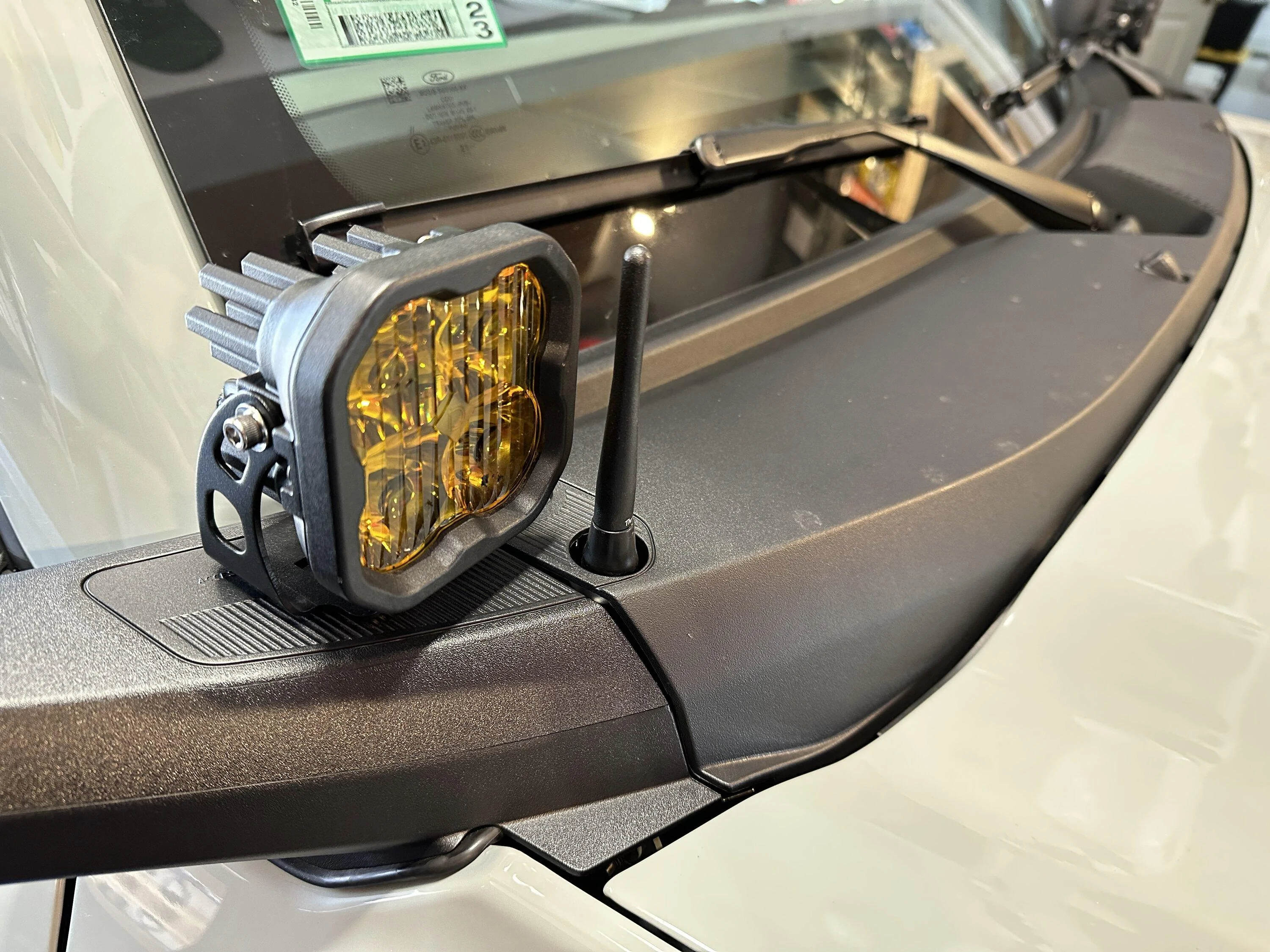 Ford Bronco Antenna Delete 0D0E0263-D3E7-4522-8479-F5447277E4DE