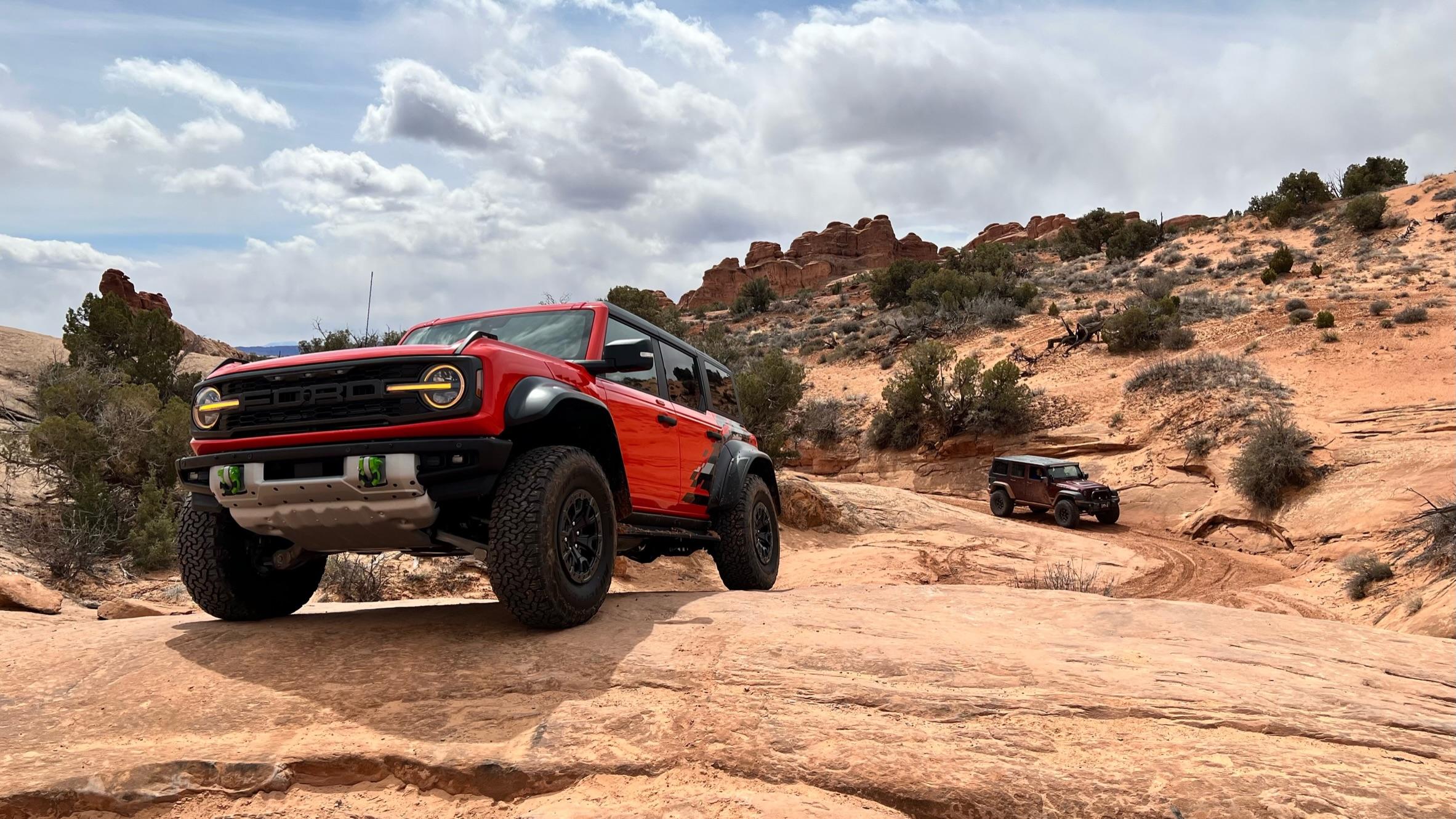 Ford Bronco CODE ORANGE Bronco RAPTOR Photos Thread E6D27DDD-3517-4129-B11D-1EDDDF07F4C5