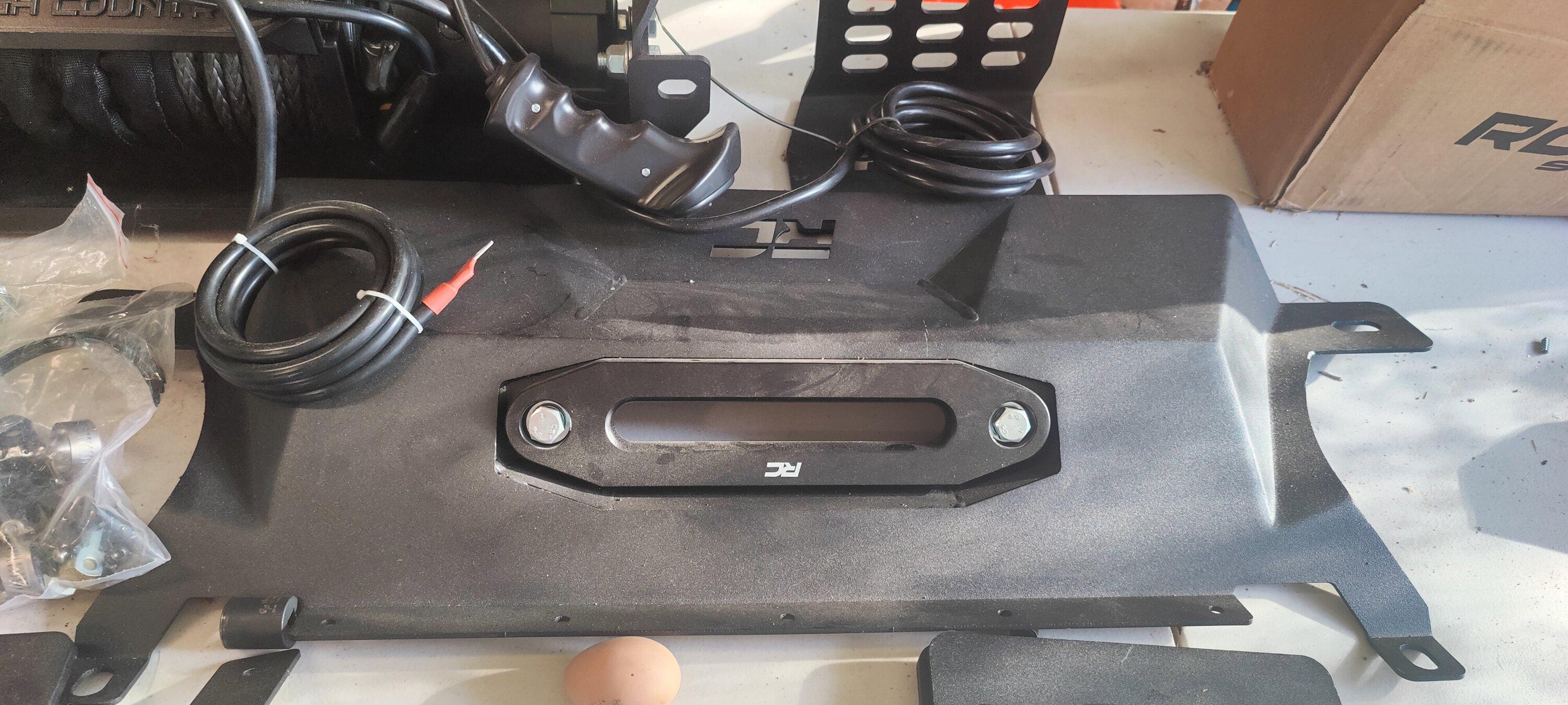 Ford Bronco FS Rough Country hidden winch mount. IMG20230326175837
