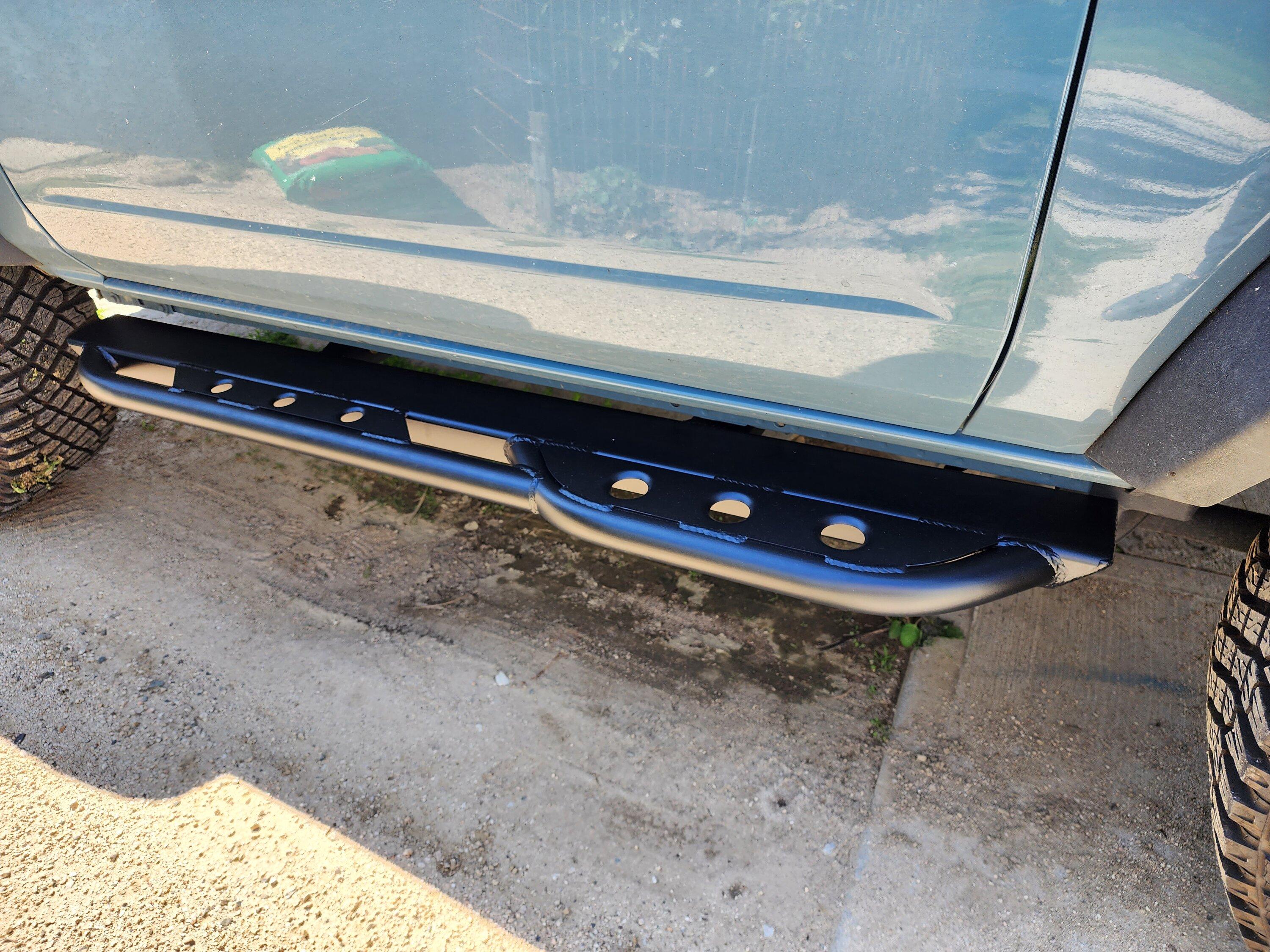 Ford Bronco Metal-Tech 2-Door Bronco Rock Sliders installed 20230326_111801