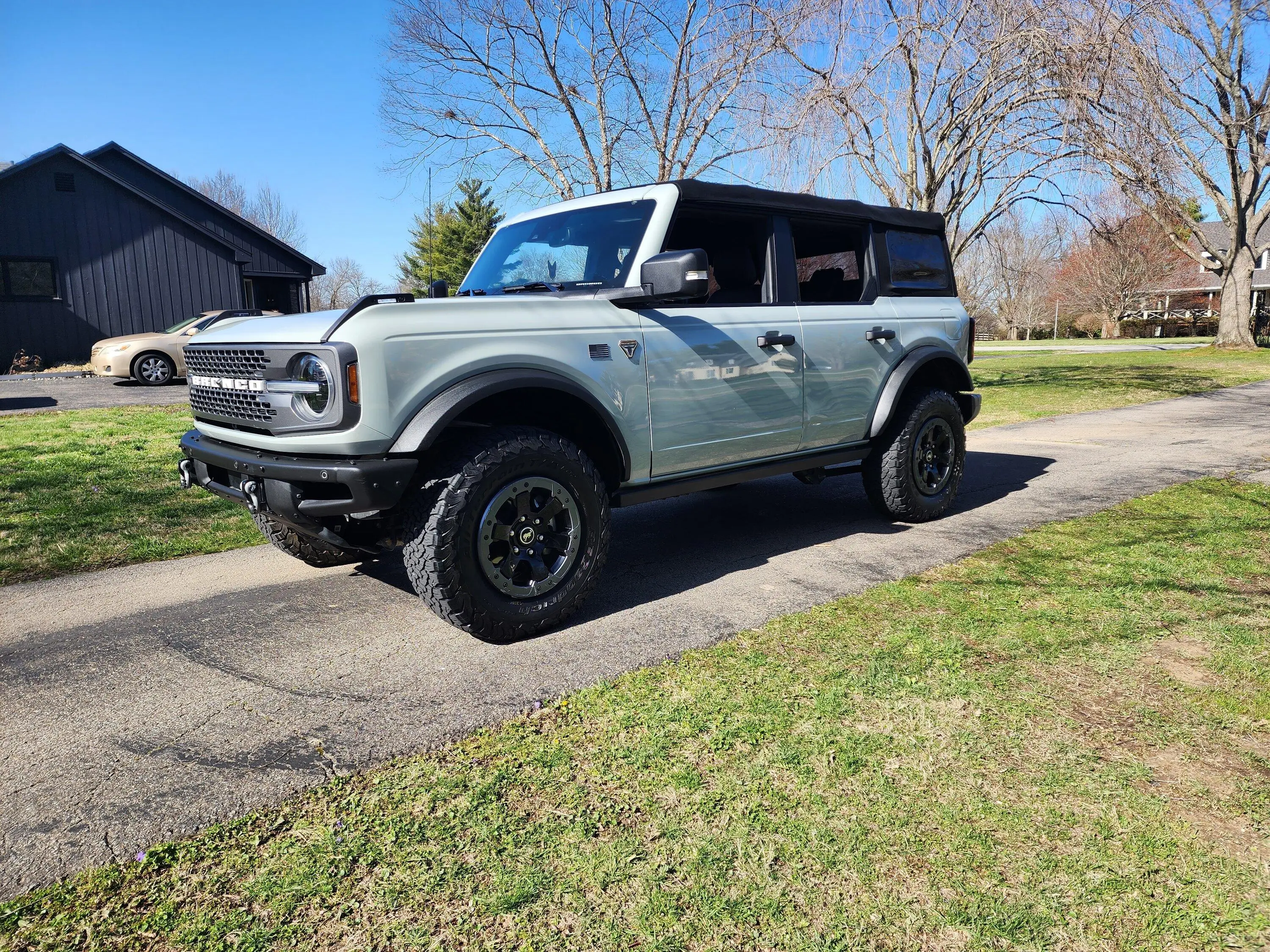 Ford Bronco 2021 Badlands MT High package $51k 20230326_163620