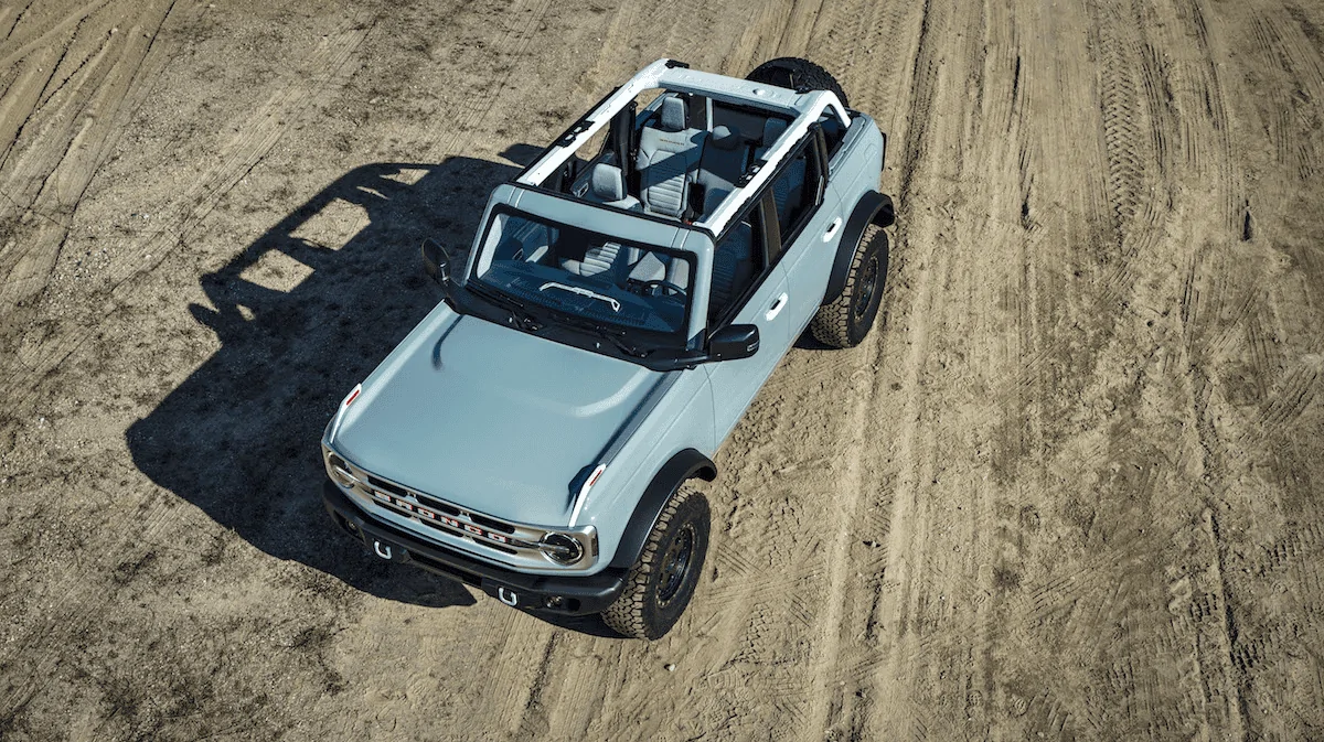 Ford Bronco Painting the B pillar? 1679921462439