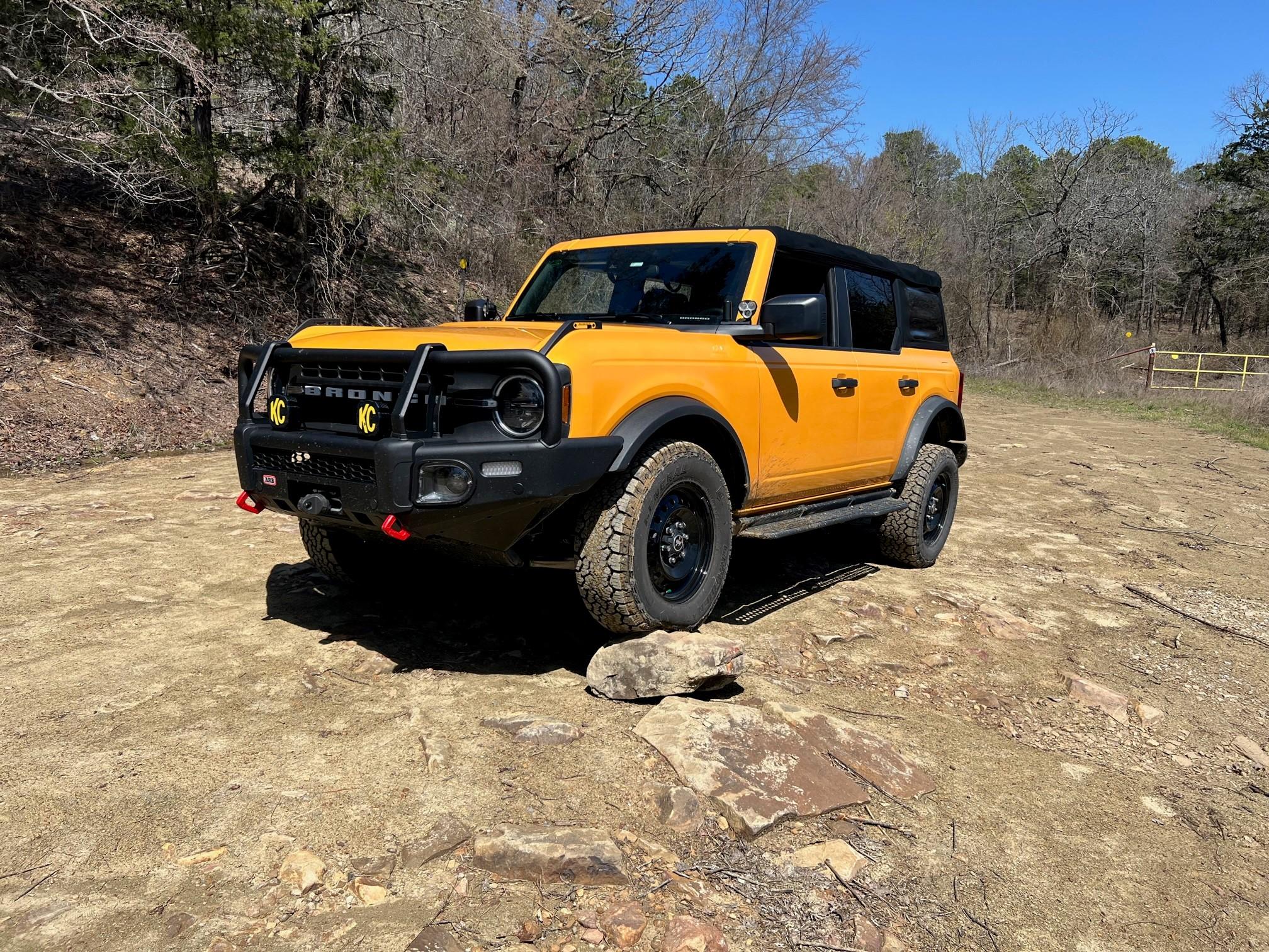 Ford Bronco CYBER ORANGE Bronco Club Robbers rock