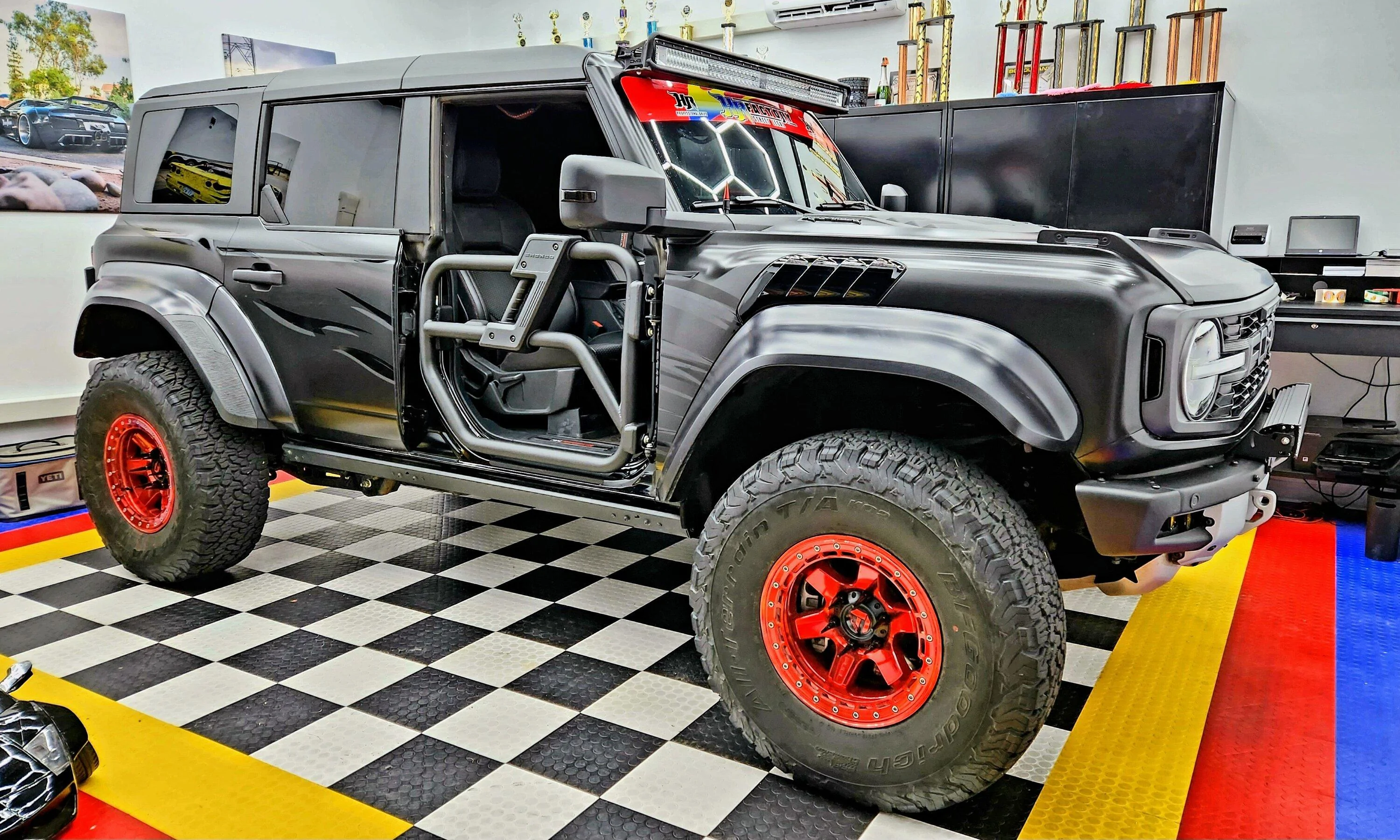 Ford Bronco Post Your Tube Doors! 20230328_204510~2