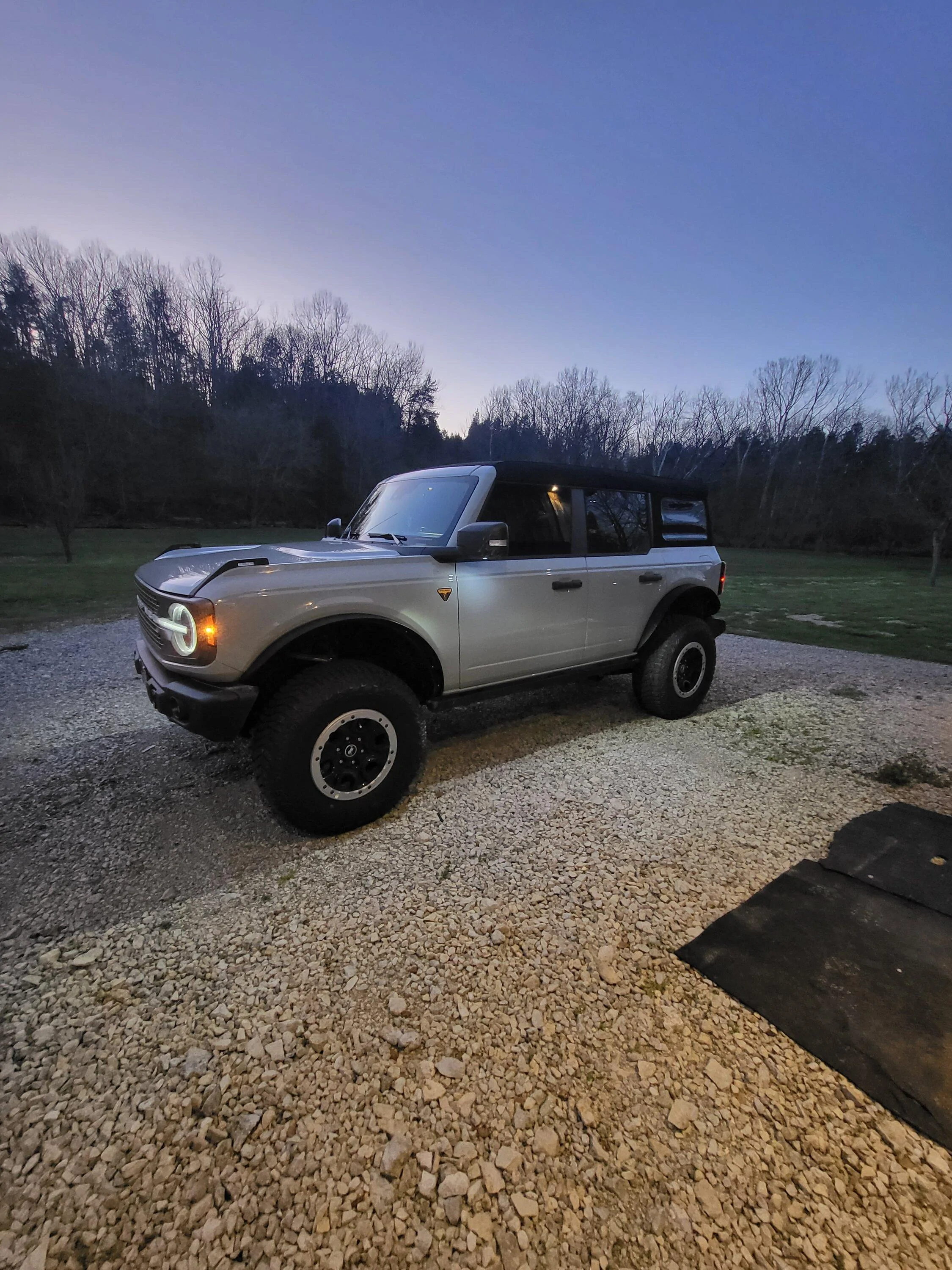 Ford Bronco OEDRO Metal Flares installed 20230328_201522