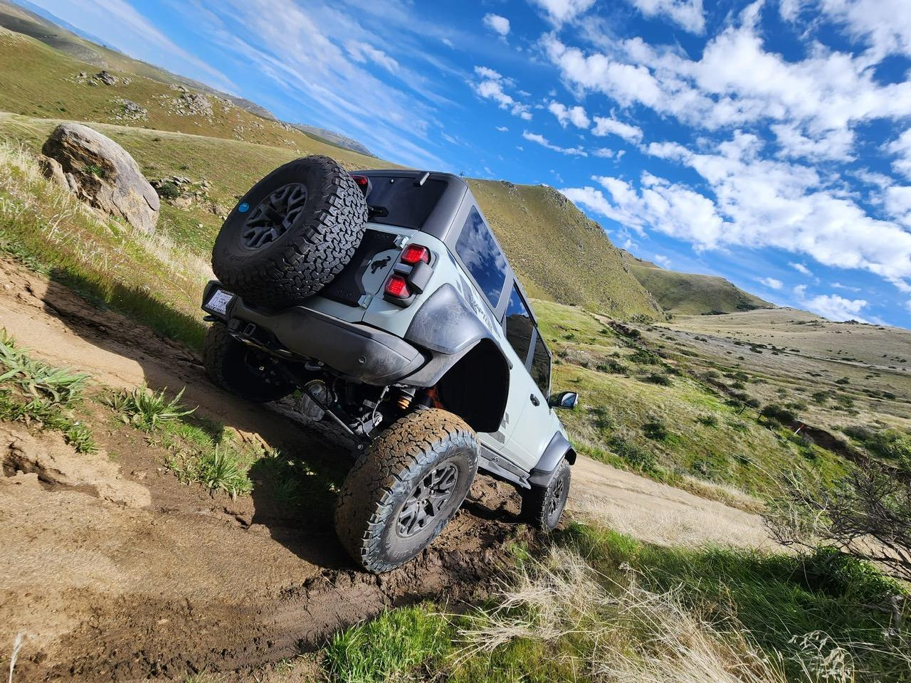 Ford Bronco Bronco Raptors off-roading picture thread 📸 Post up! 112b42d3-4604-43c2-b745-94cc61066861.JPG