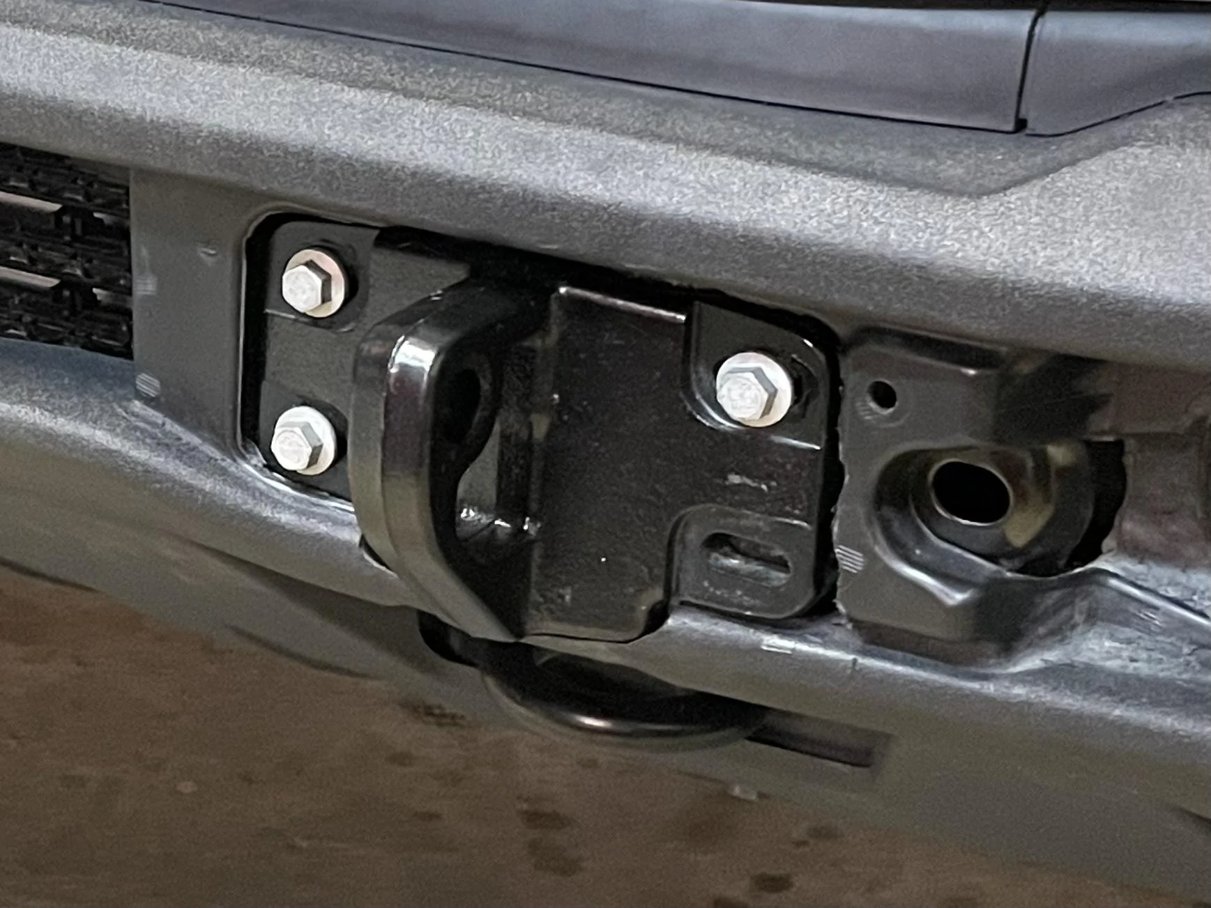 Ford Bronco Modular Bumper Tow Hooks Mounted with Plastic Bumper 078AC881-5BC5-4B97-9D17-2056FD0B613E