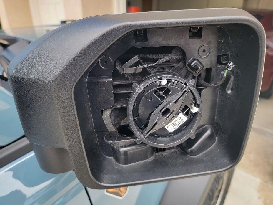 Ford Bronco Mirror jammed while installing aftermarket mirrors Bronco_Right_Door_Mirror_02
