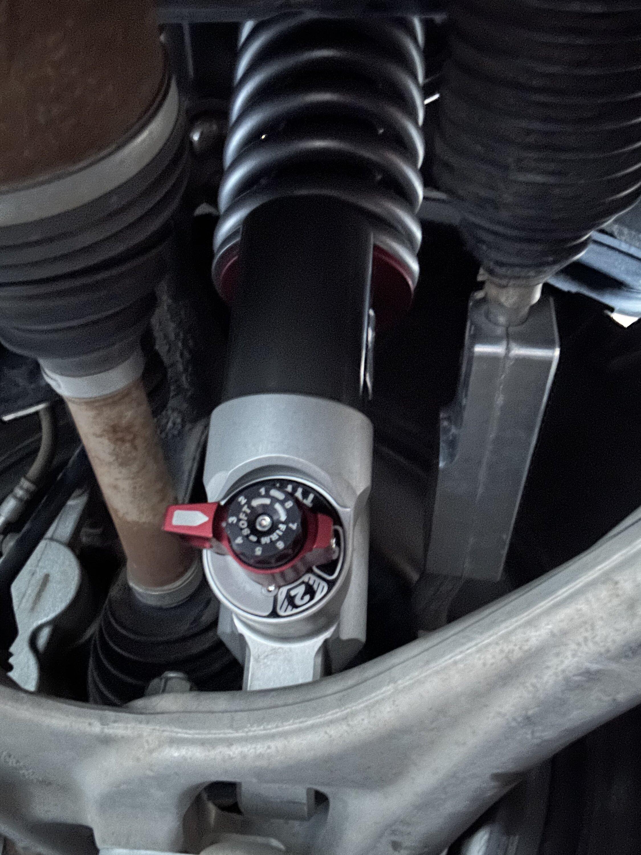 Ford Bronco Falcon vs Fox Coilovers (Preproduction) - Review / Experience IMG-4140