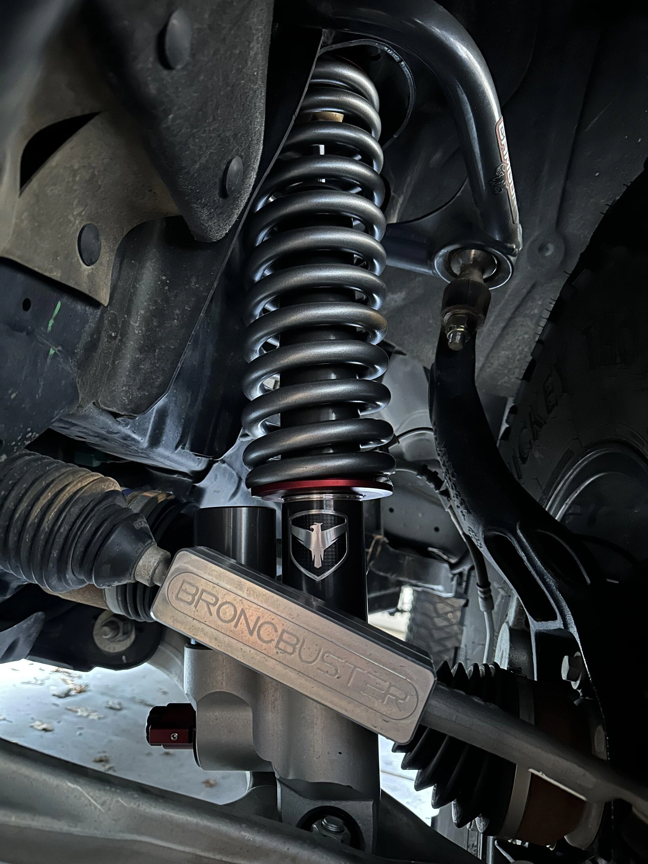 Ford Bronco Falcon vs Fox Coilovers (Preproduction) - Review / Experience IMG-4141