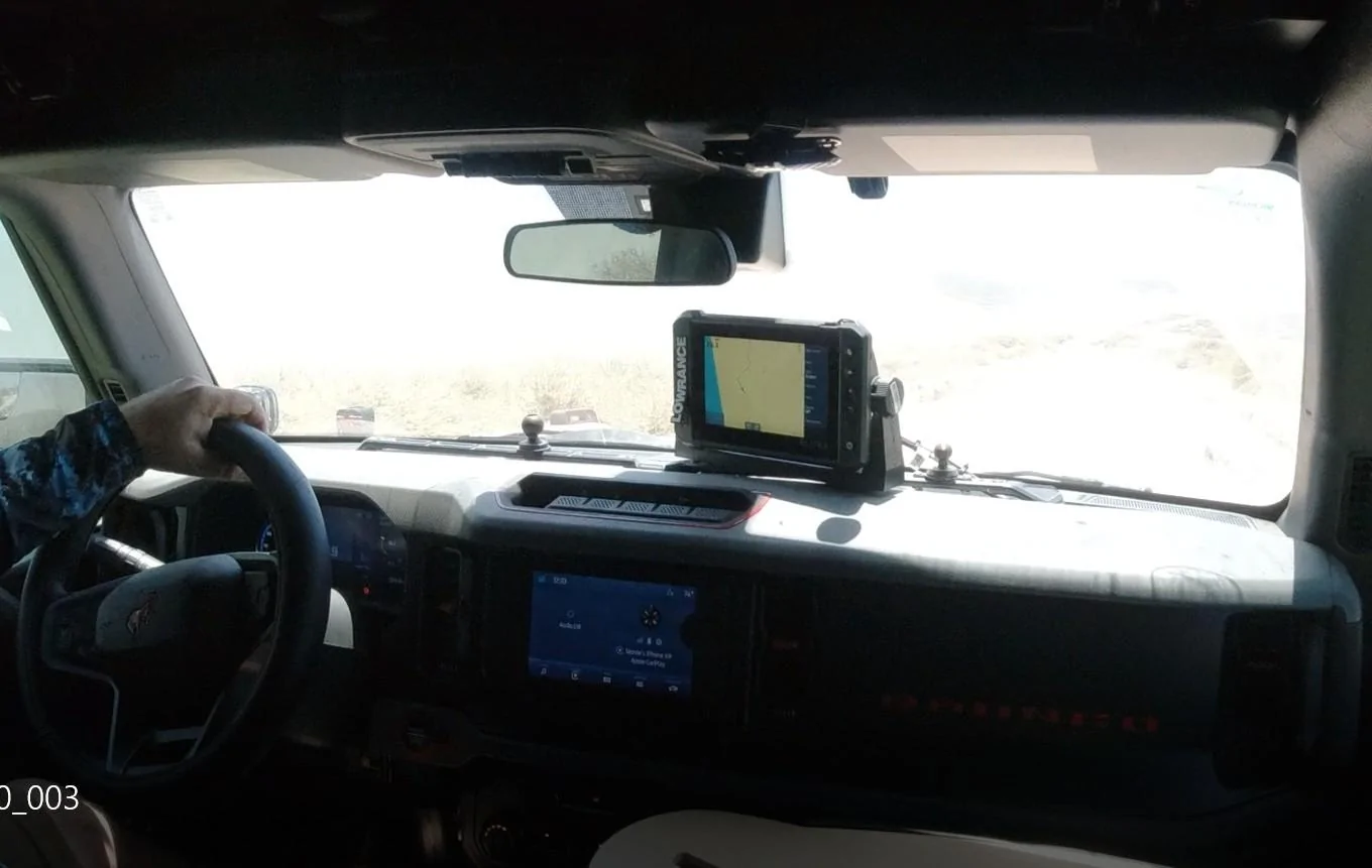 Ford Bronco Lowrance GPS Mount? ScreenHunter 1570