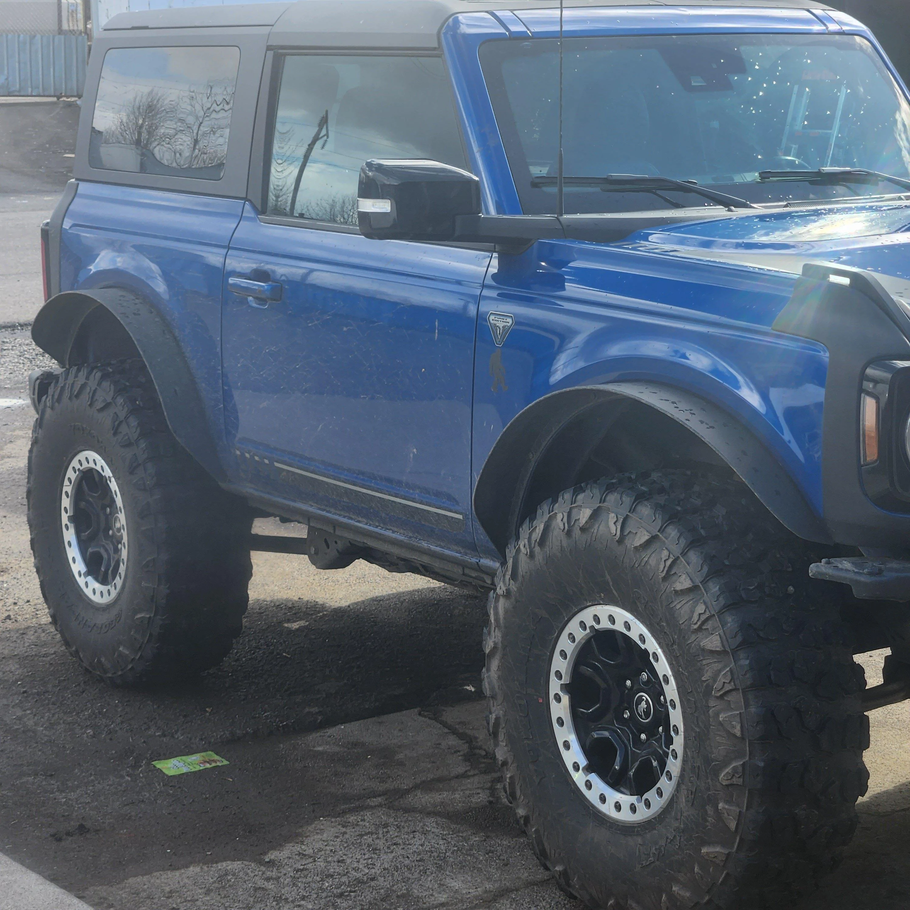 Ford Bronco OEDRO Metal Flares installed 20230401_154401