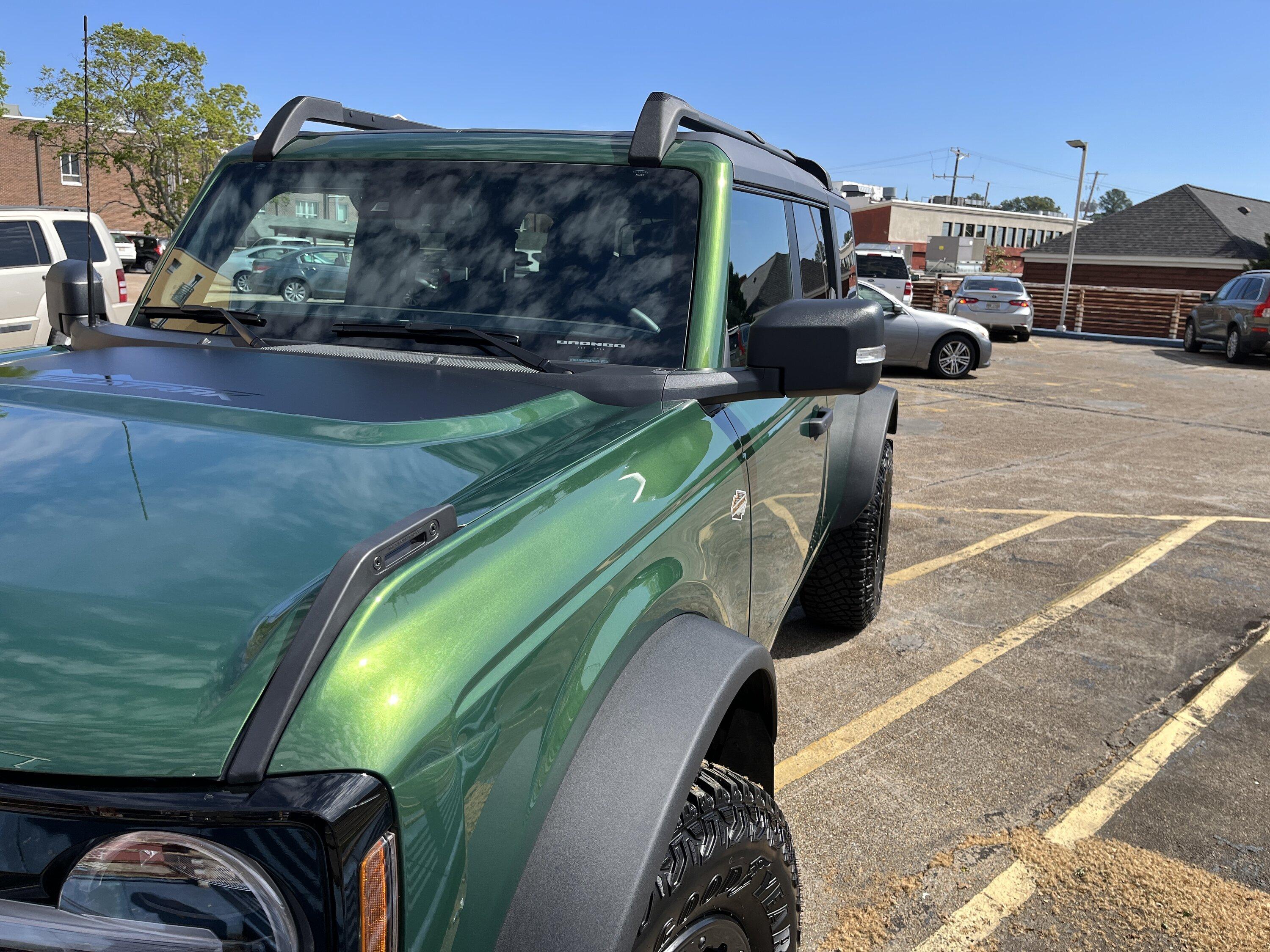 Ford Bronco ERUPTION GREEN Bronco Club 3F6D4F9E-C170-4218-90AC-A1382C91C366