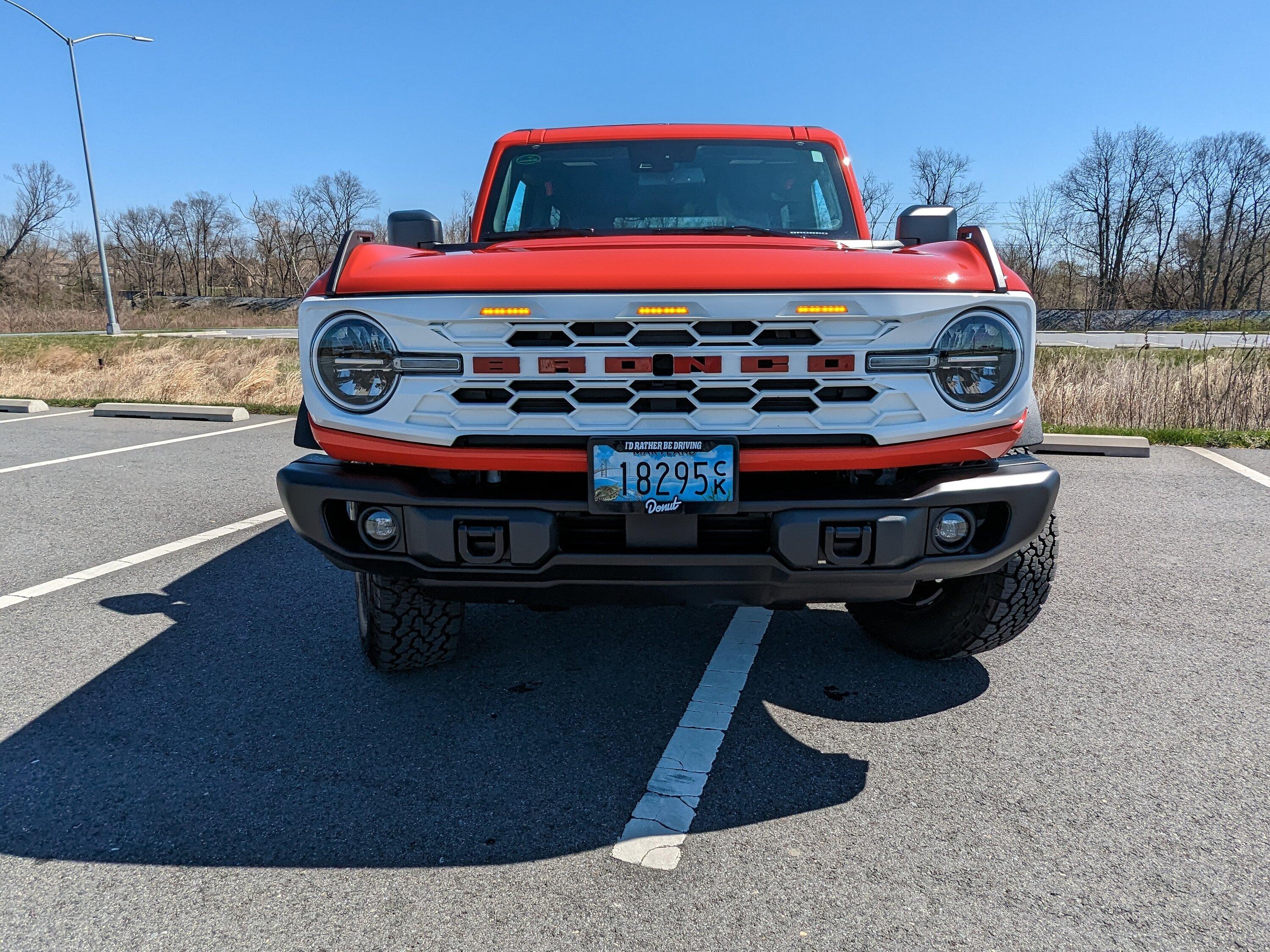 Ford Bronco iAG Para-Hex white front grille installed PXL_20230402_160057486