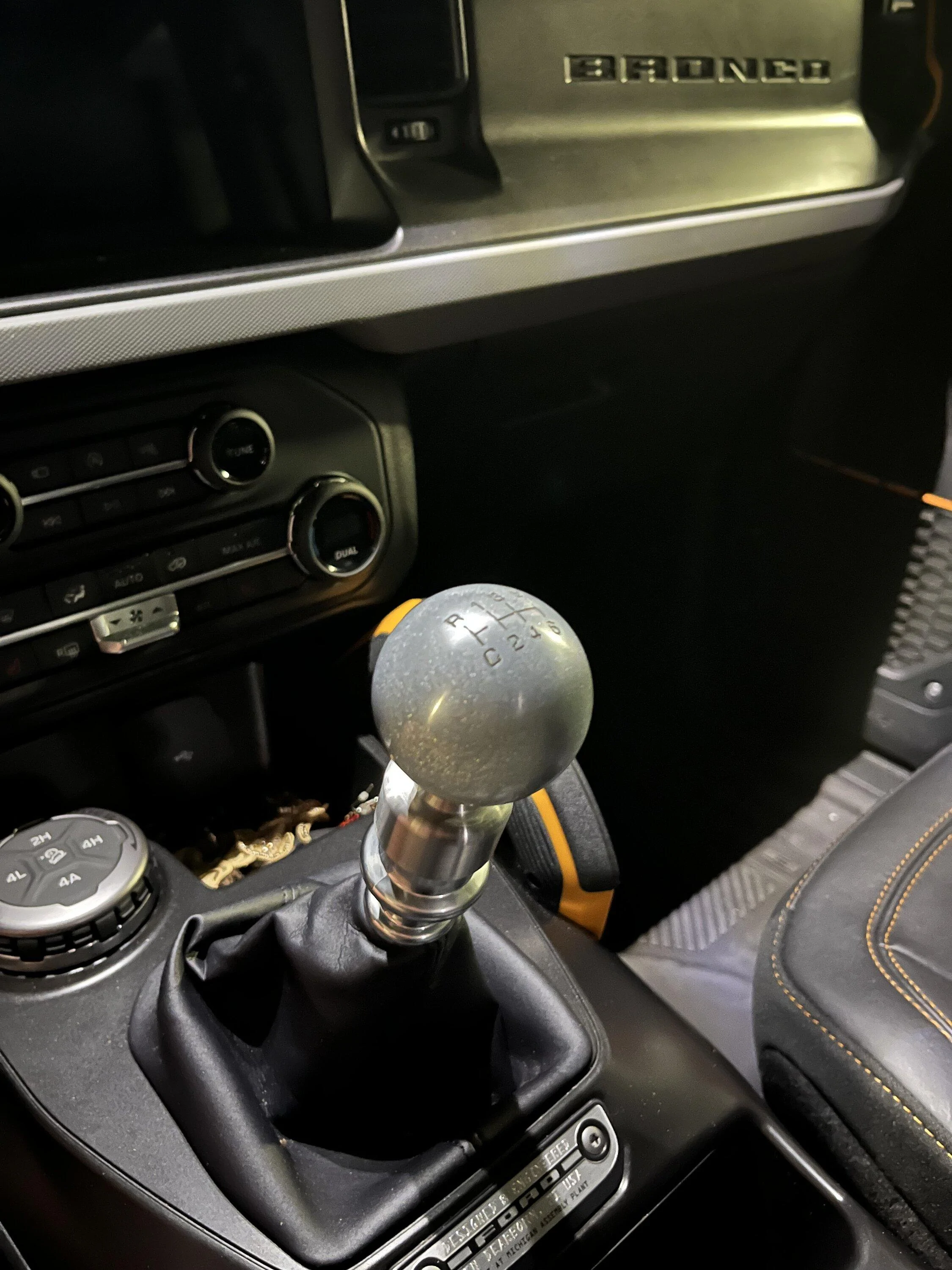 Ford Bronco 7spd weighted shift knob?? IMG_0324