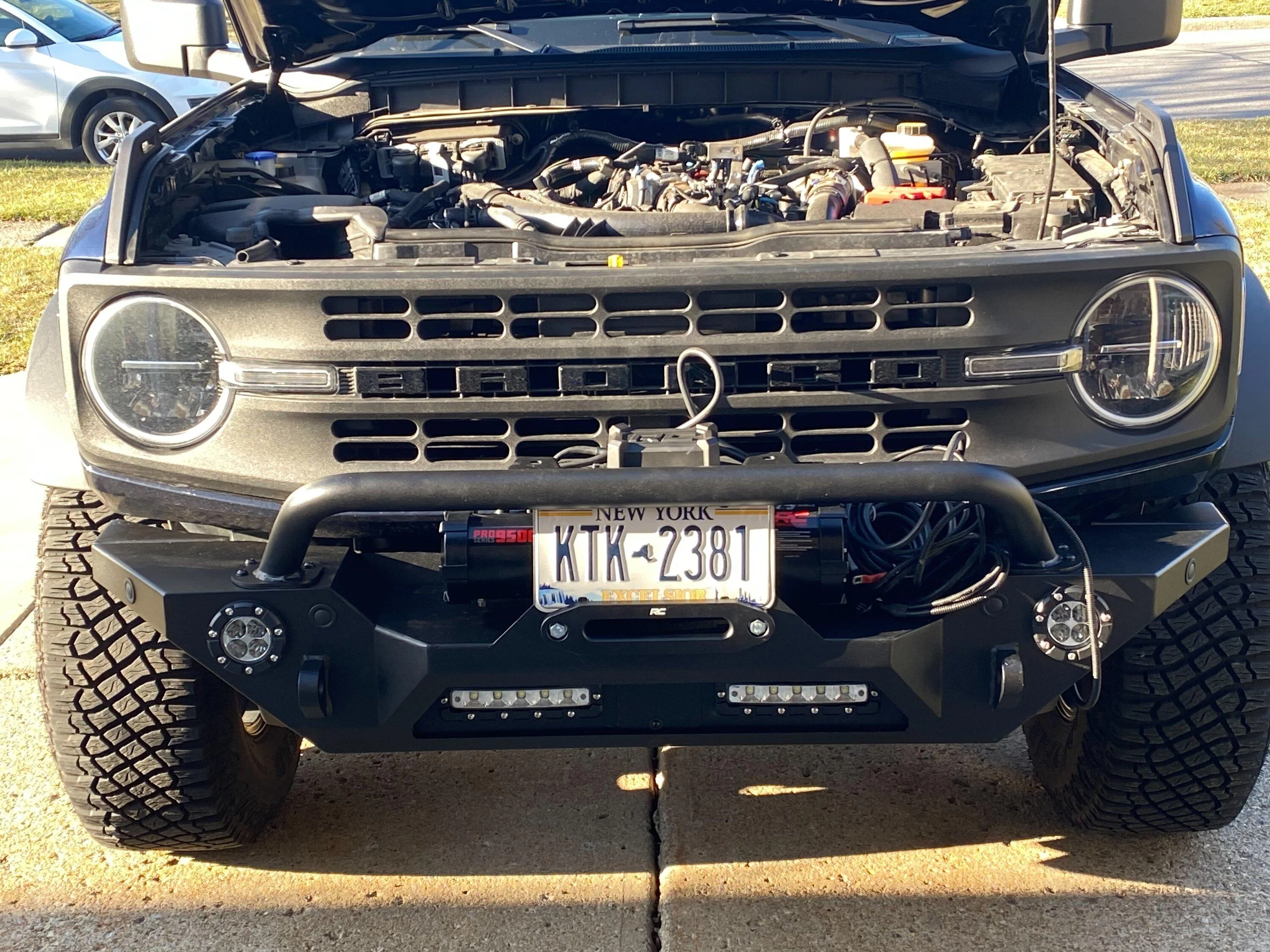 Ford Bronco Barricade bumper wiring? IMG_1562