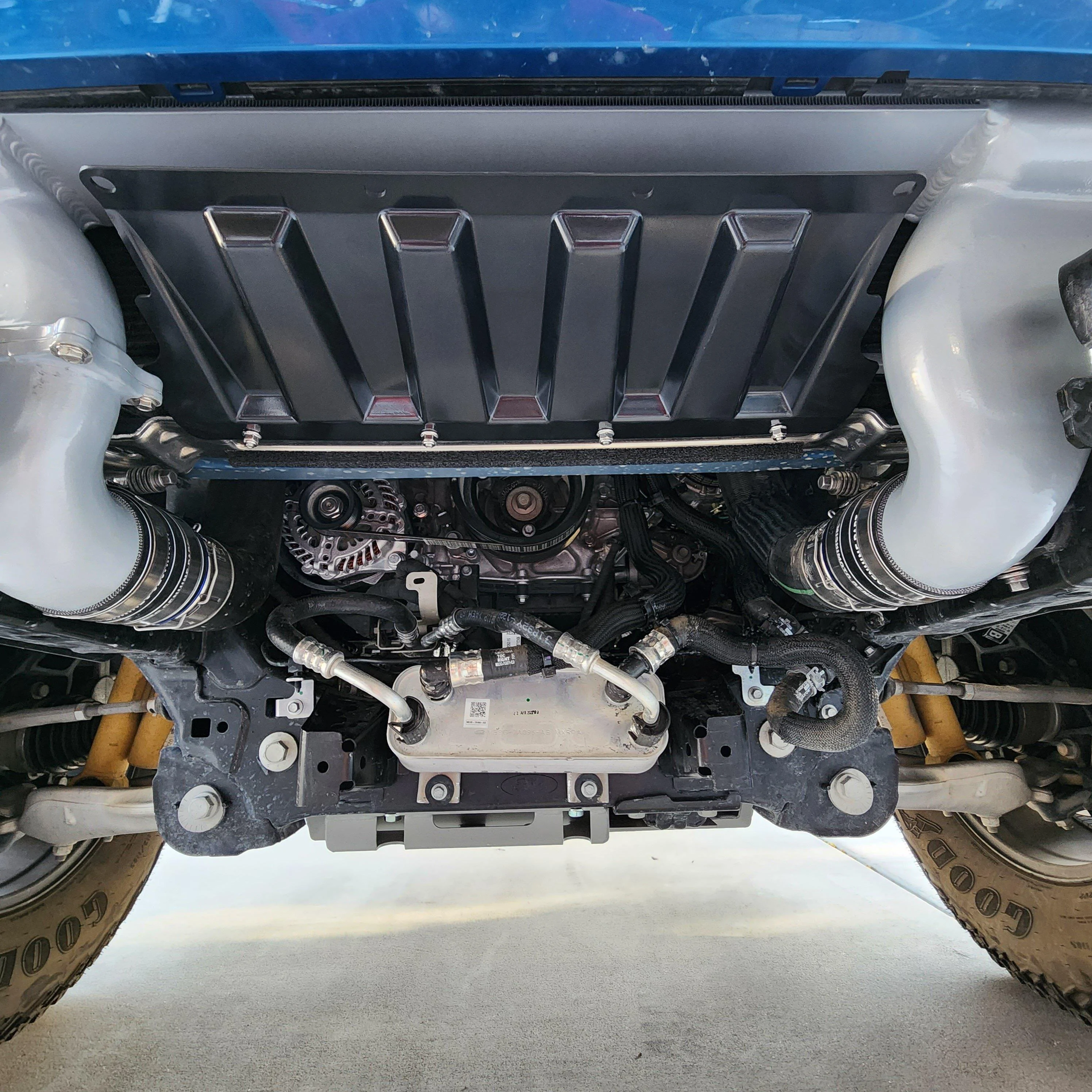 Ford Bronco Mishimoto High Mount IC Installed 20230402_174951