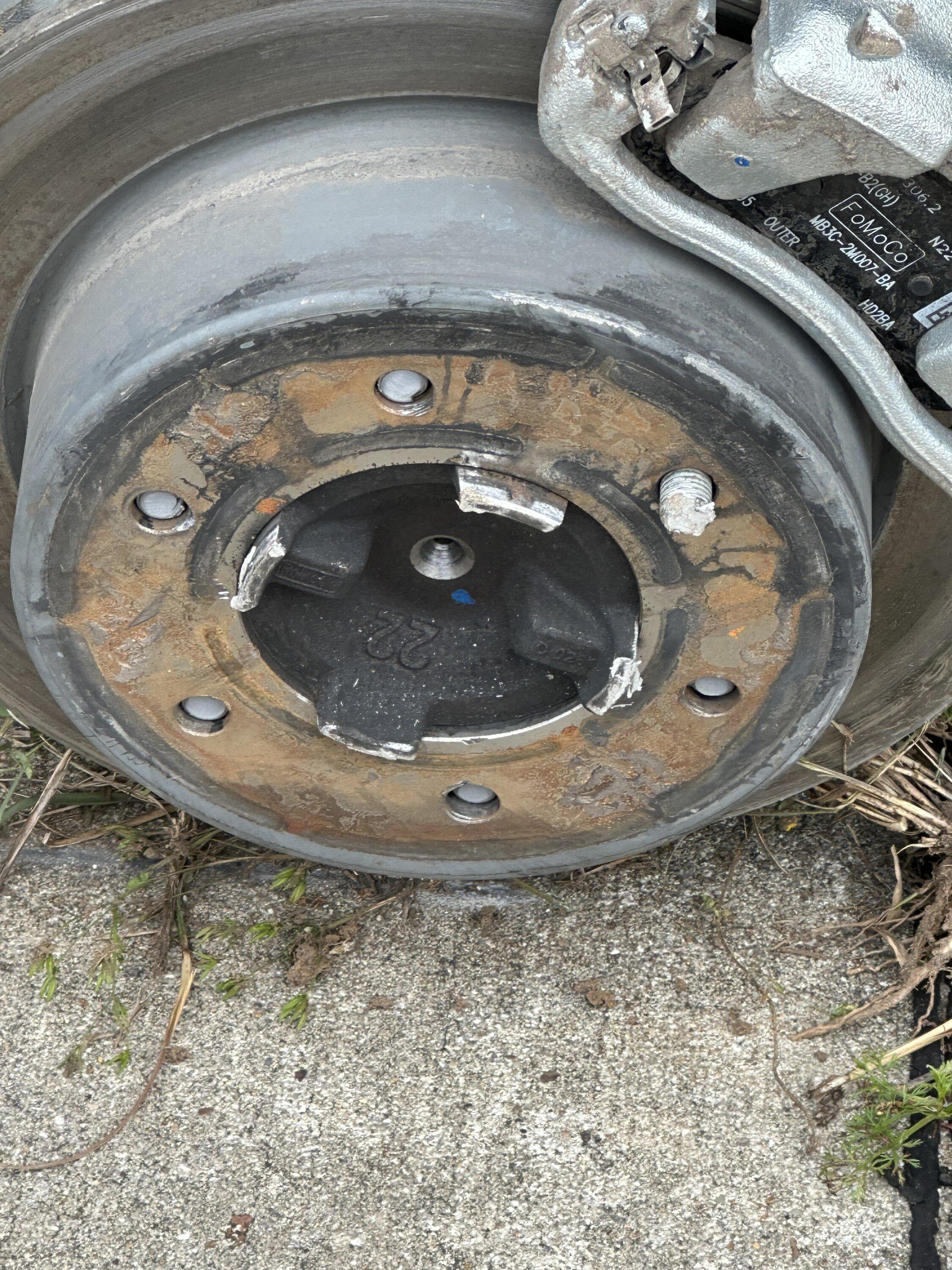 Ford Bronco Major issue with my new Bronco's wheels / hub (wheel came off while driving) IMG_0191