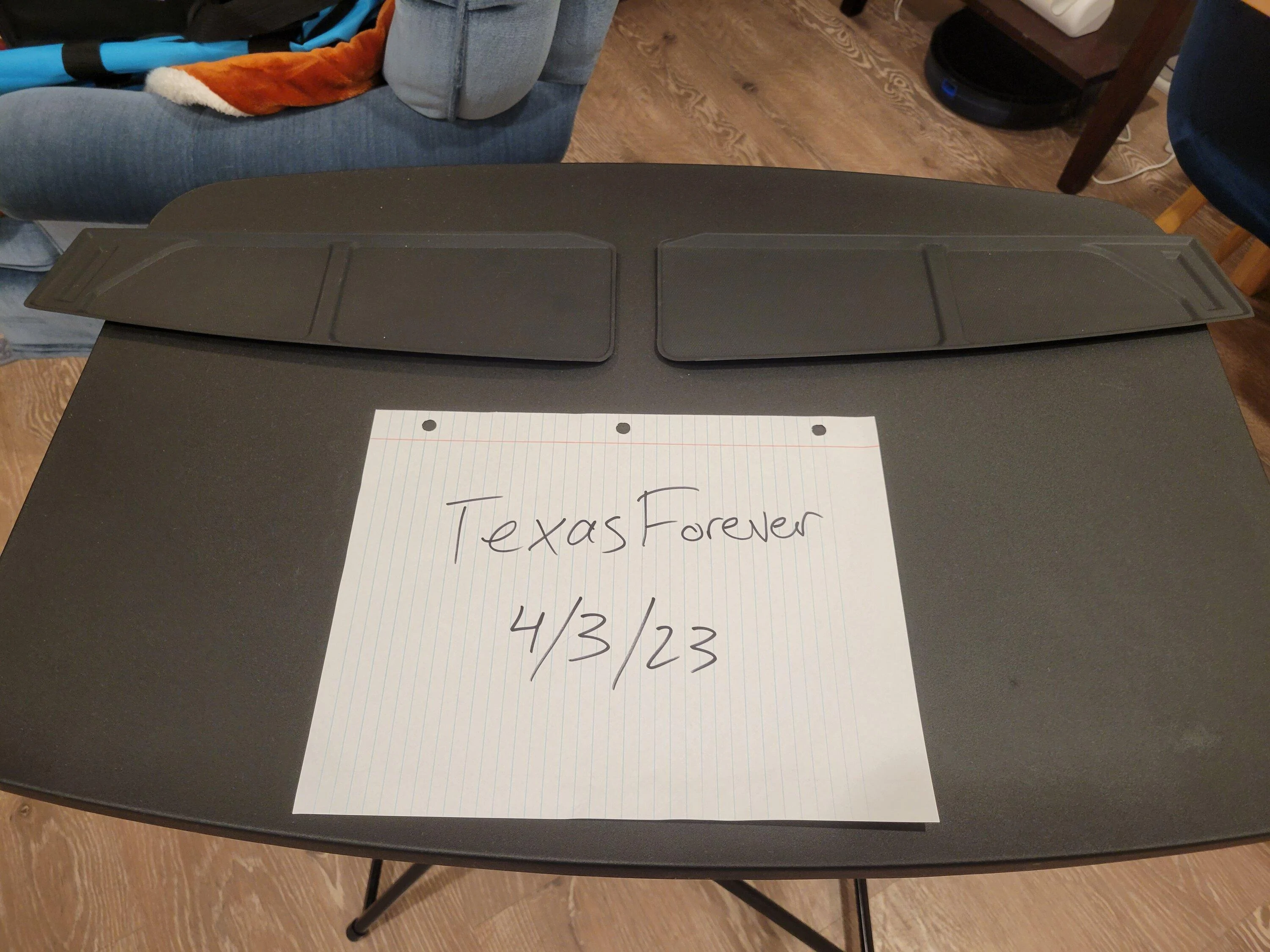 Ford Bronco Dash tray anti-slip rubber pad 20230403_215536
