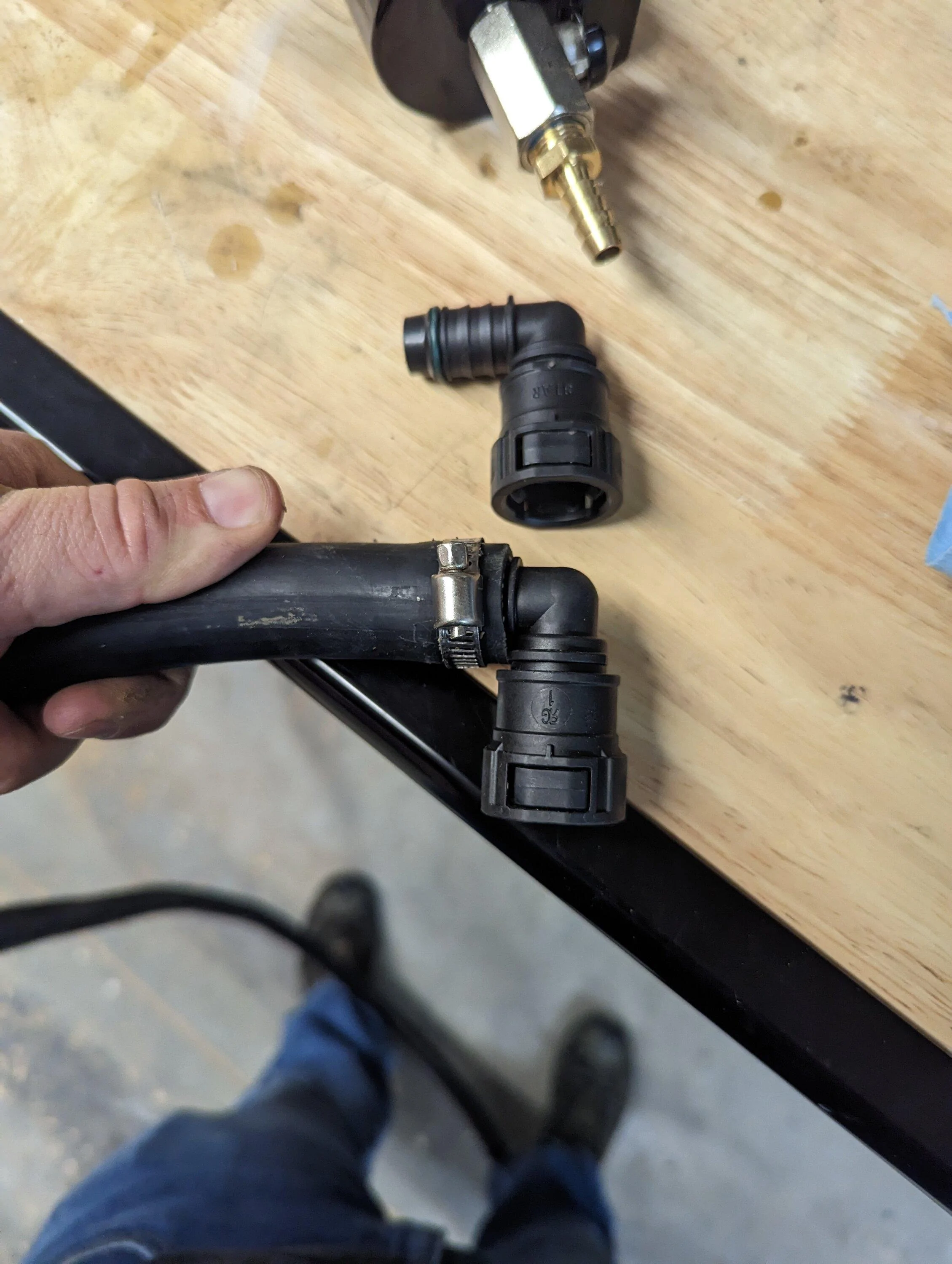 Ford Bronco My DIY Oil Catch Can PXL_20230319_141933251.MP