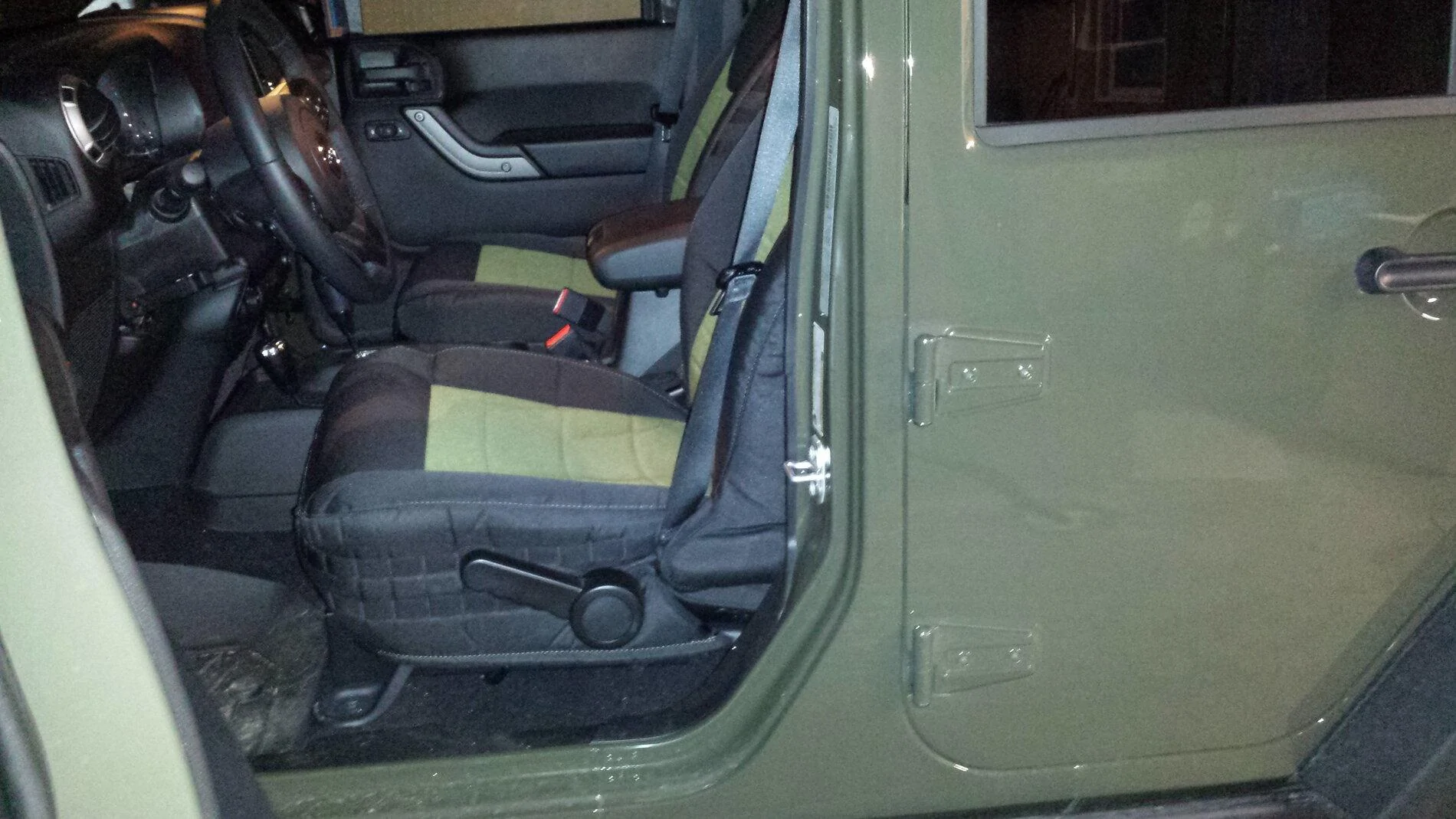 Ford Bronco Seat Cover Options 20160223_175407_zpsbq1aqqi