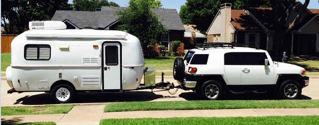 Ford Bronco Spotted: 2 Door Bronco Towing Trailer fj cruiser tow hookup2