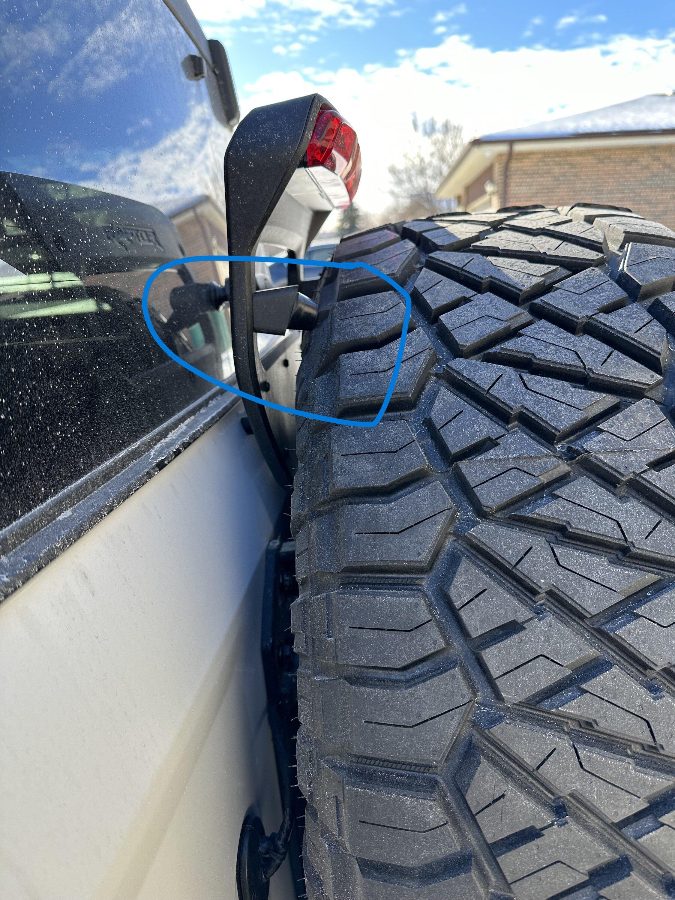 Ford Bronco Braptor Tailgate Support on Standard Bronco Rubber Pad Added