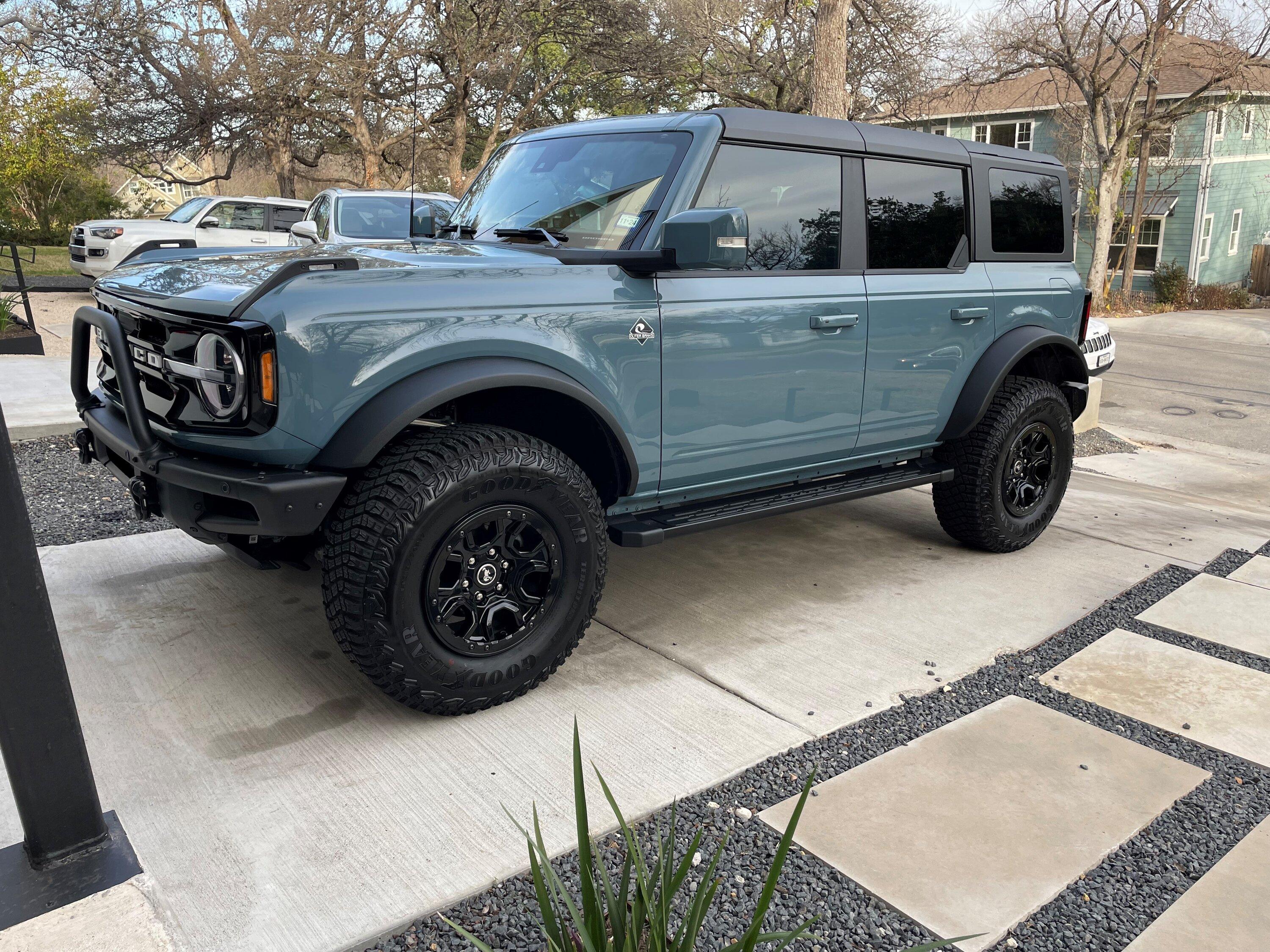 Ford Bronco RPG Perch Collars on OBX Sasquatch Bronco 1