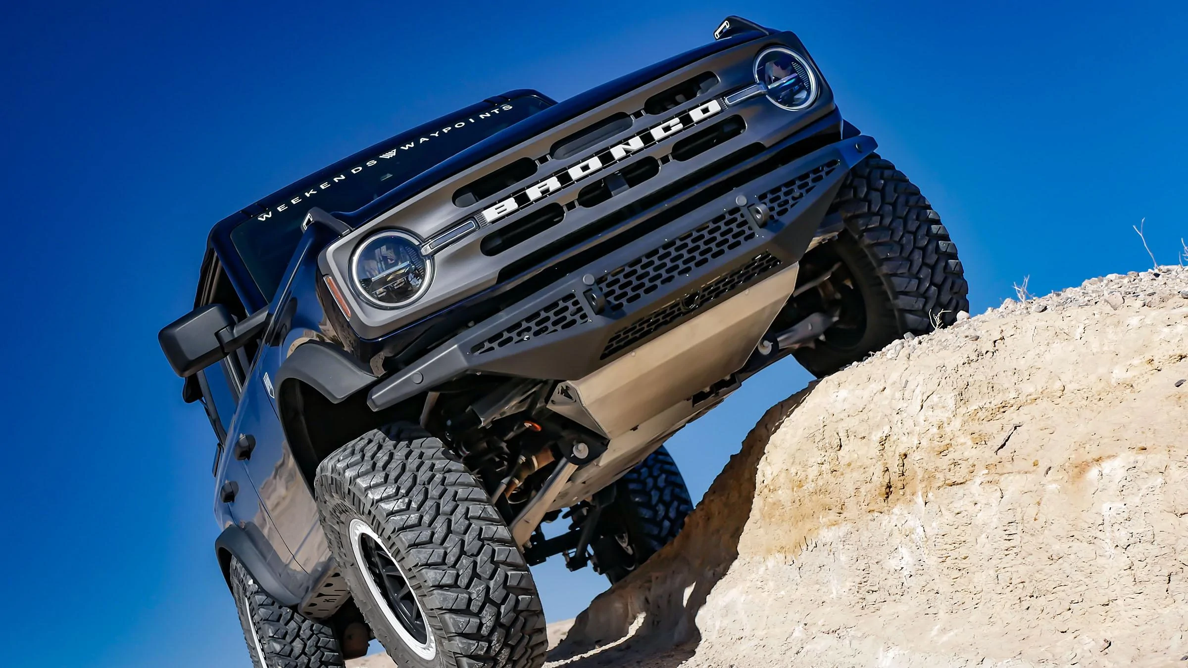 Ford Bronco Lobo Off-Road HNT Front Bumper 39D370A6-CAE7-4CDB-B292-FA1AFFAE5822X-2400
