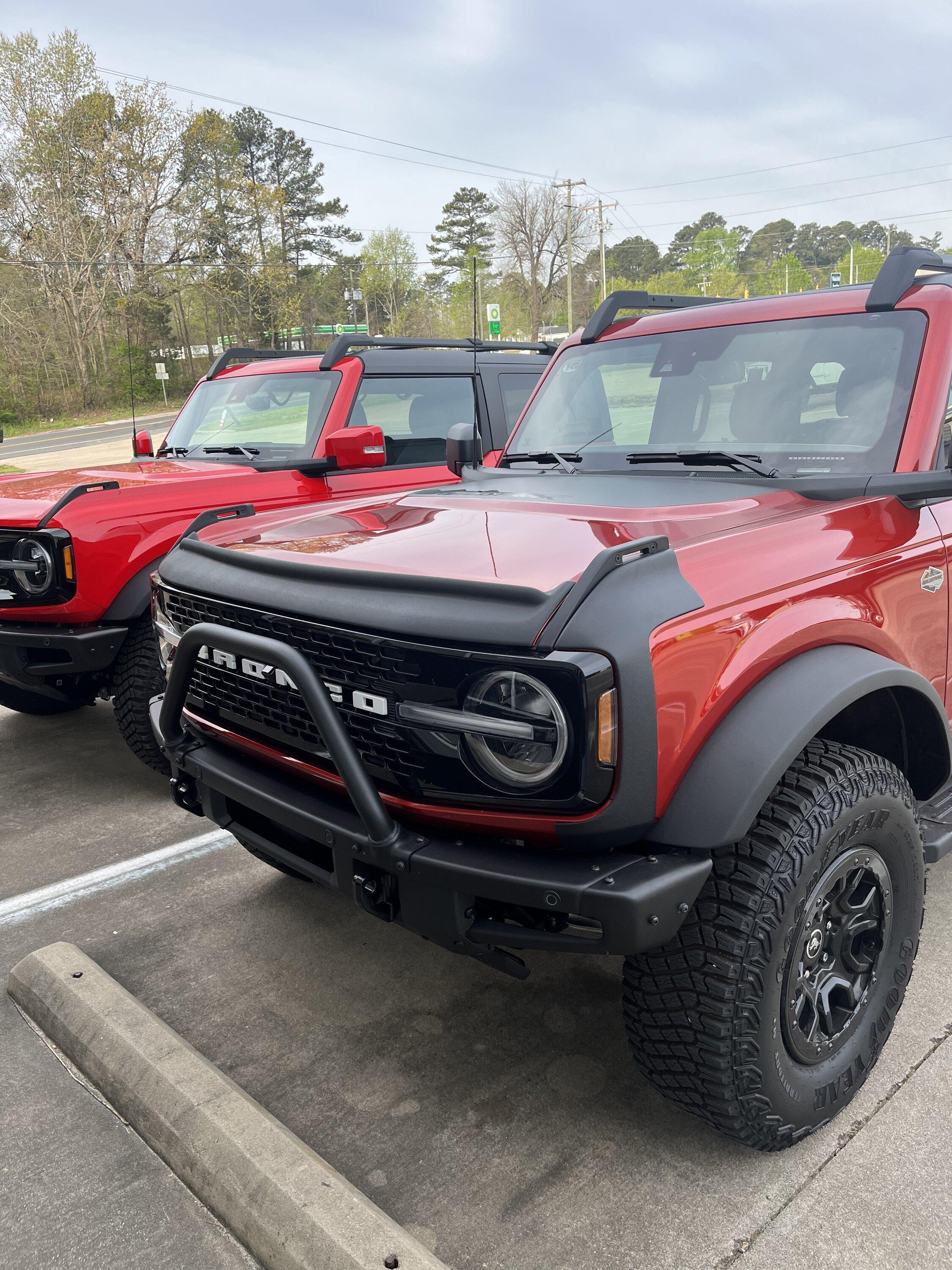 Ford Bronco Installed the Ford Hood Protector Aeroskin II Trail Armor Textured Black For Bronco 2021-2023 EB8E30BA-B8E6-492C-B4DC-B615B47EB5AA