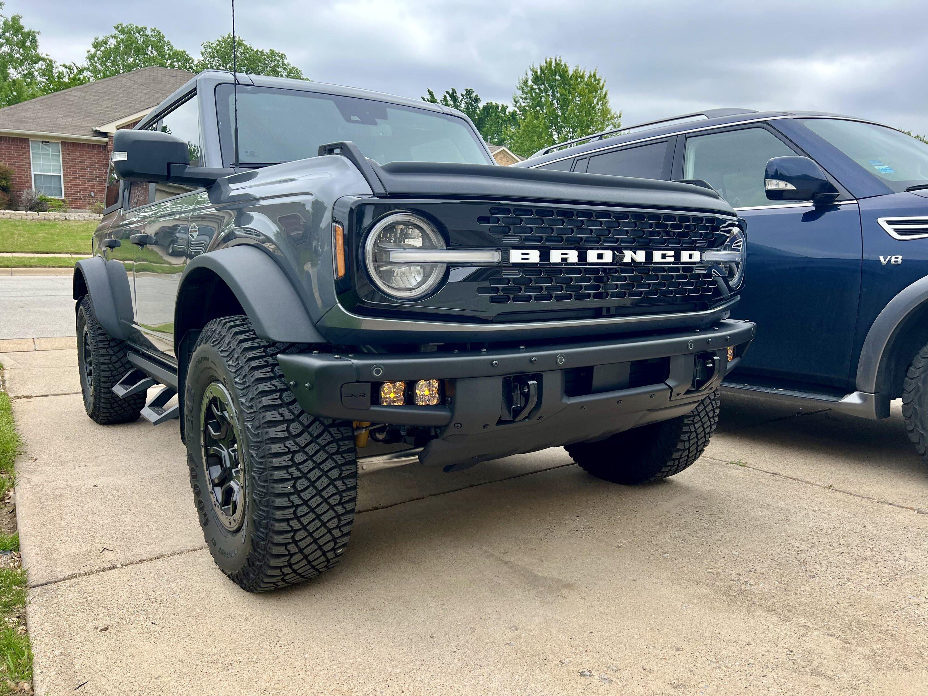 Ford Bronco DD SS3s with DV8 fog bracket installed! B5B41DA0-7D9D-495C-A5DE-4BAF91FF8DEE