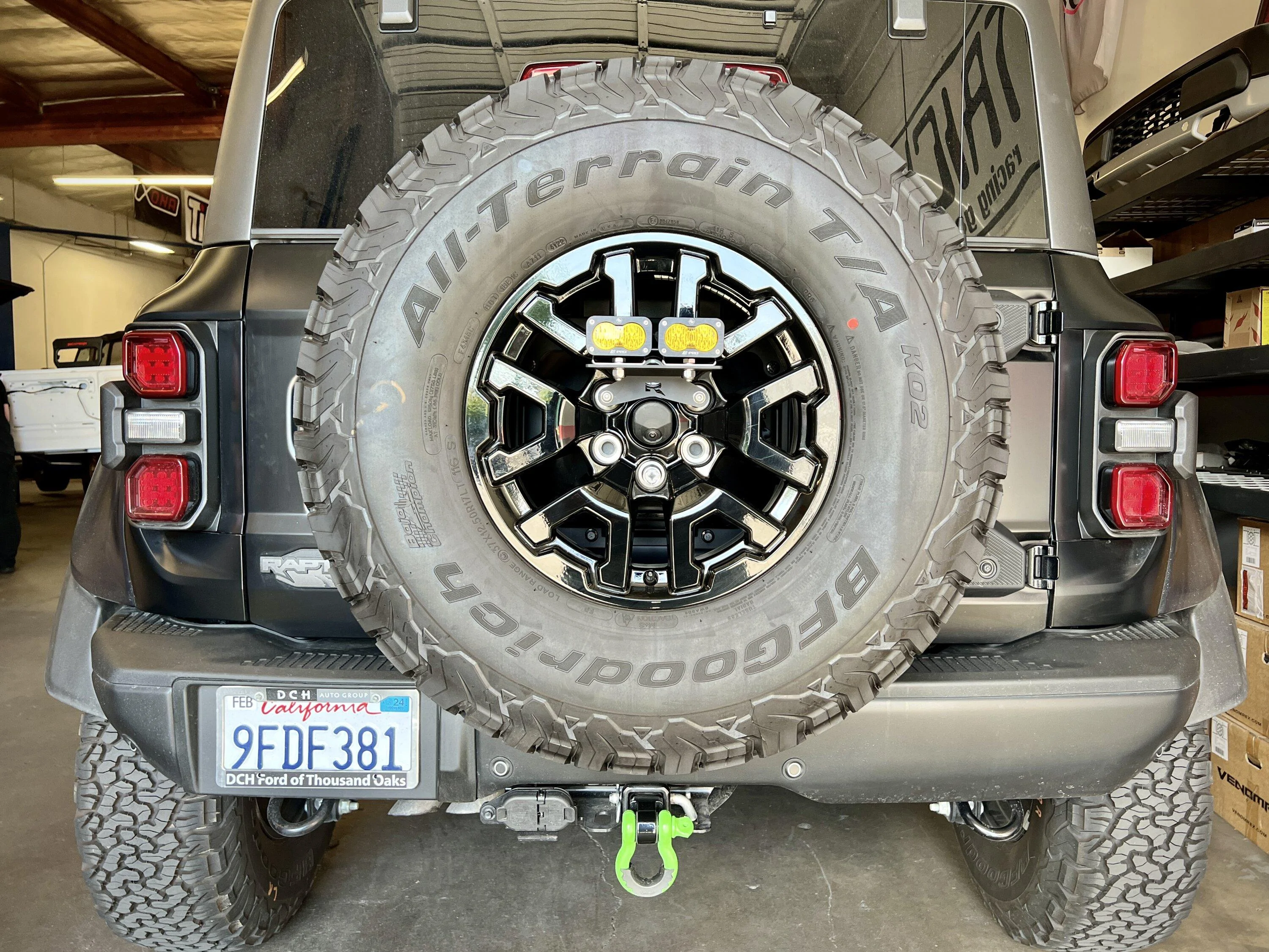 Ford Bronco NEW! Bronco Raptor ”UNI” Chase Light Mount by Fast Intentions 26F2425B-7C71-490D-B2EF-24D1FA5660F9