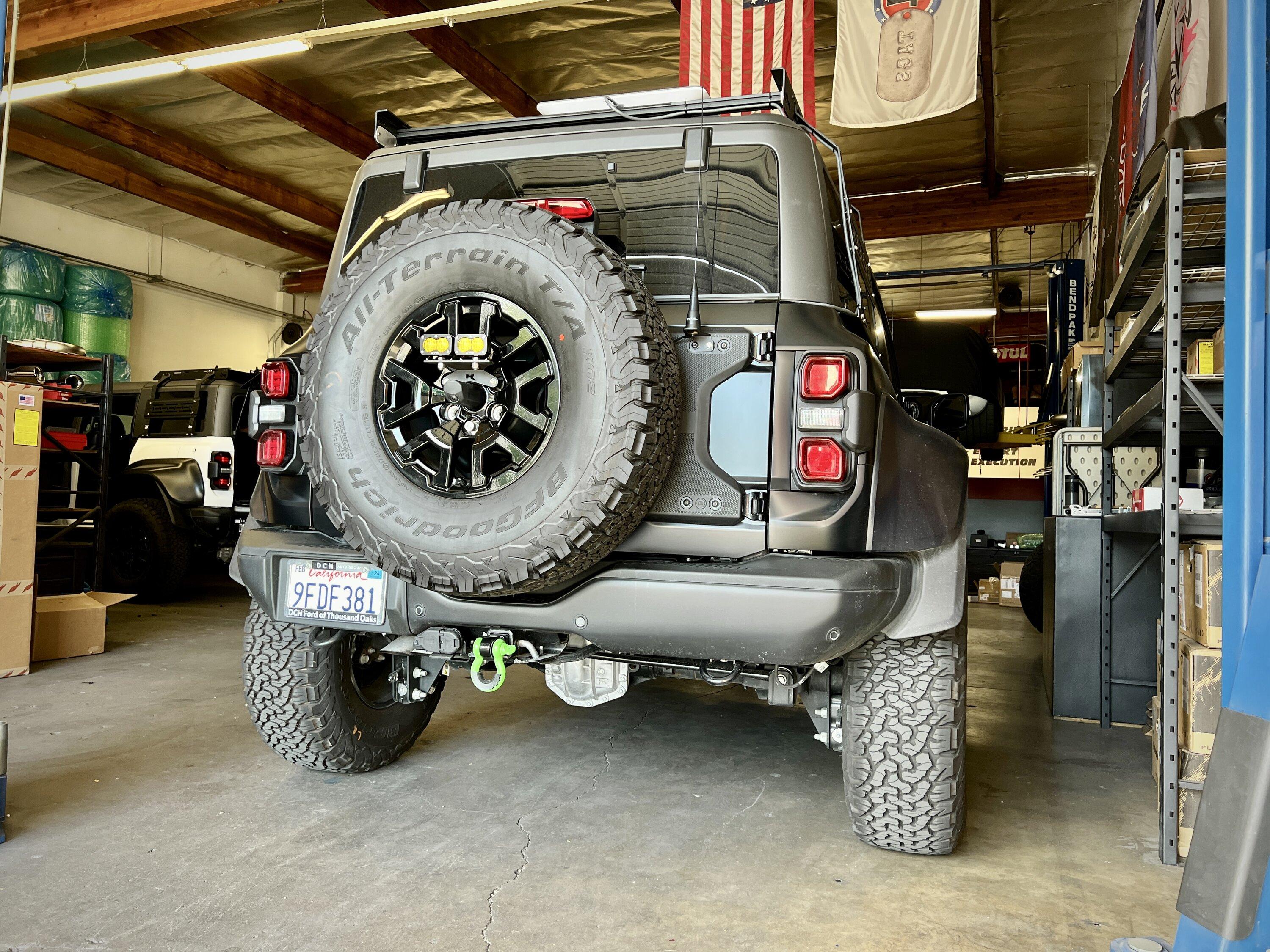 Ford Bronco NEW! Bronco Raptor ”UNI” Chase Light Mount by Fast Intentions B3E505CE-7F4C-40FA-8954-8A49EC853DAC