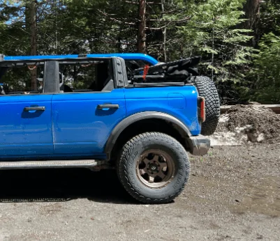 Ford Bronco tips to secure the soft top when it's in the folded back position? 1681124947619