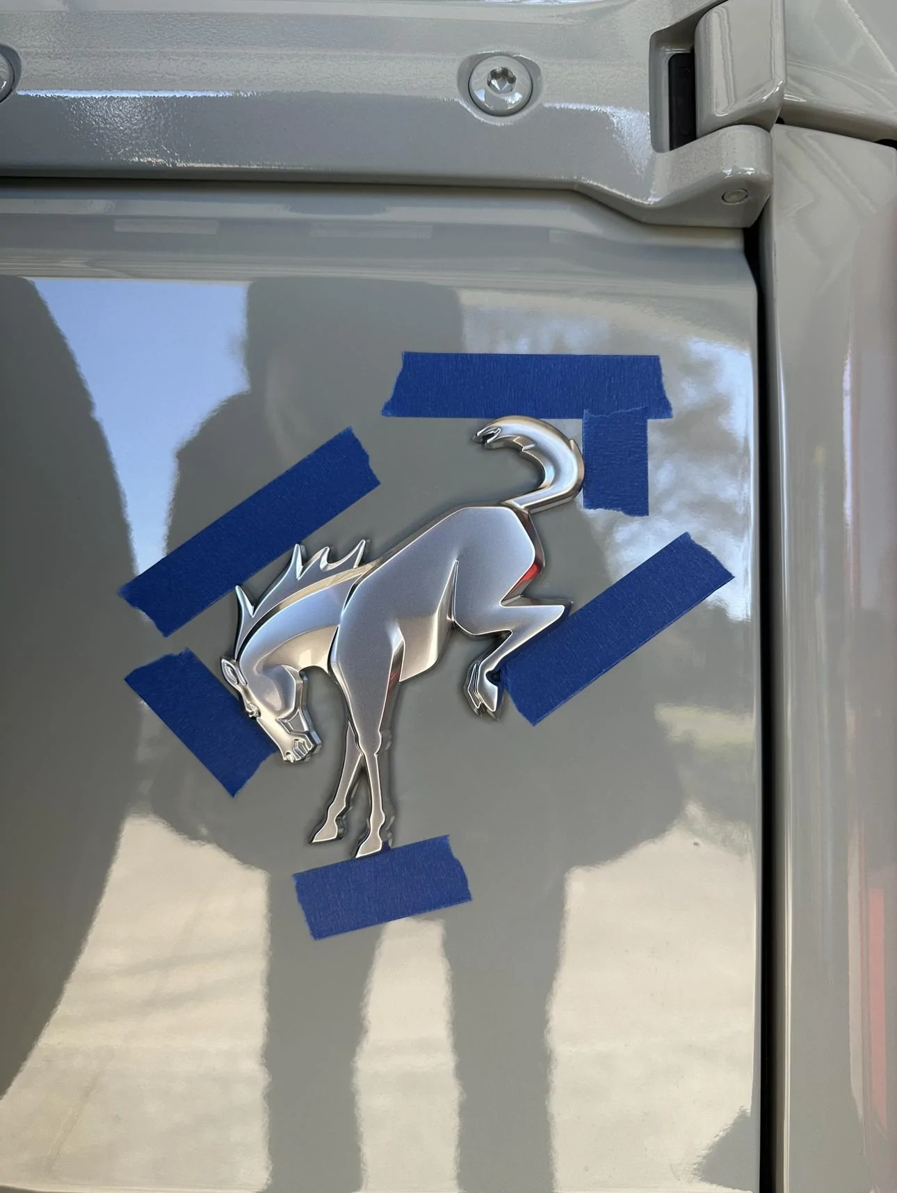 Ford Bronco DIY Tailgate Bronco Emblem Swap 4764FCBE-DF52-4E14-9A0B-8086D34DDA3F