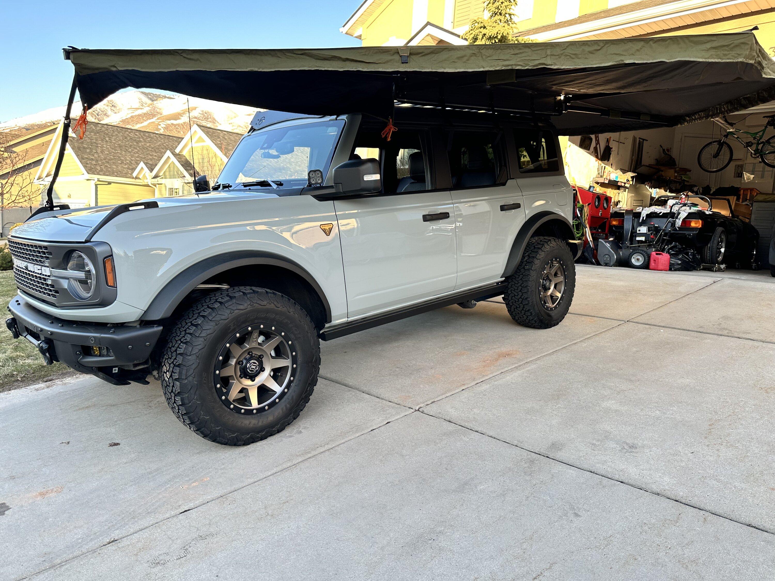 Ford Bronco 270 degree awning installed A27839C7-4026-4E57-950C-DA2B2B3FF6AF