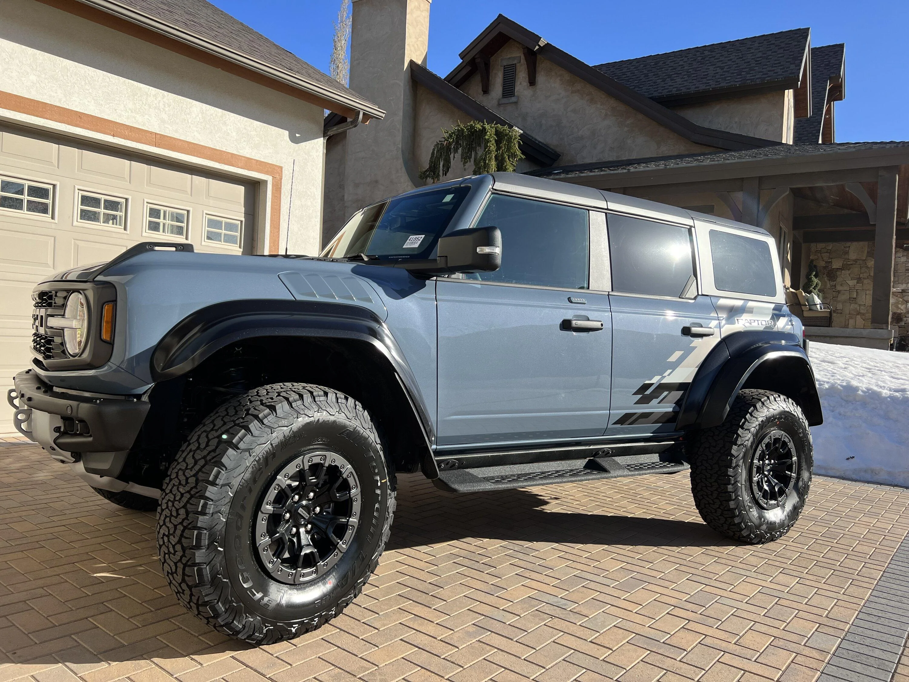 AZURE GRAY METALLIC Bronco RAPTOR Photos Thread | Page 2 | Bronco6G ...
