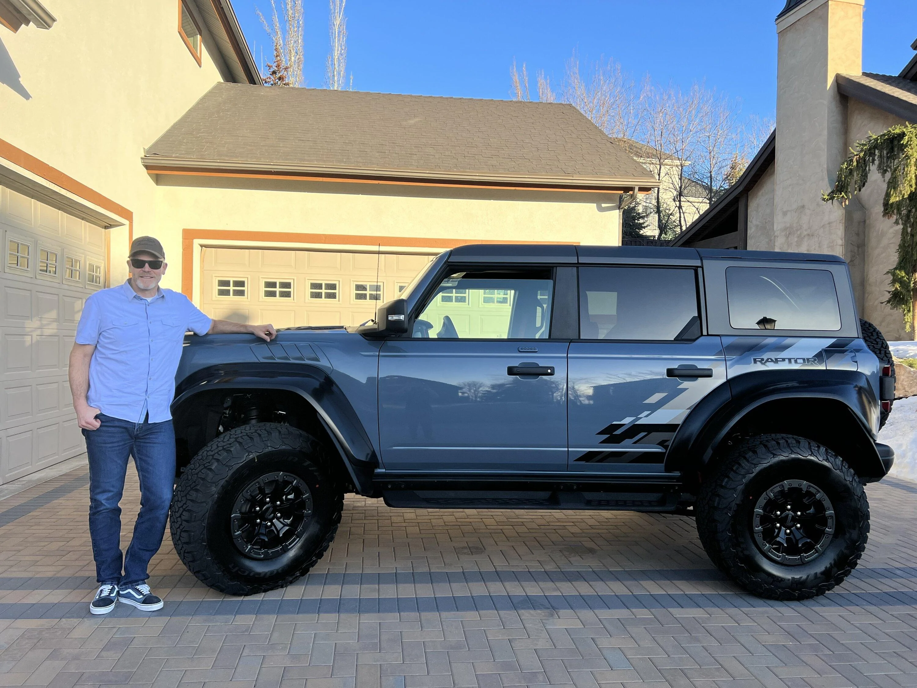 AZURE GRAY METALLIC Bronco RAPTOR Photos Thread | Page 2 | Bronco6G ...