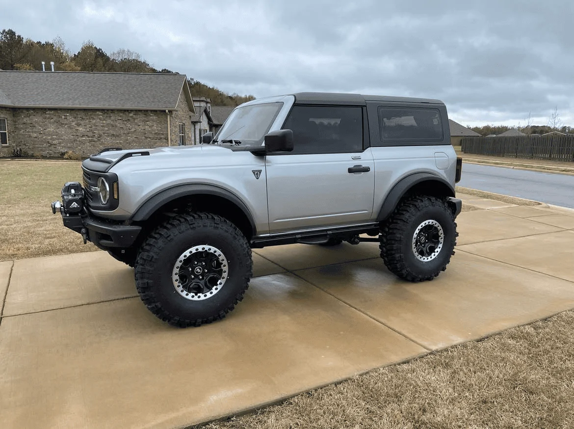 Ford Bronco AGM Everglades on 38’s.  New suspension mods 1681218181715